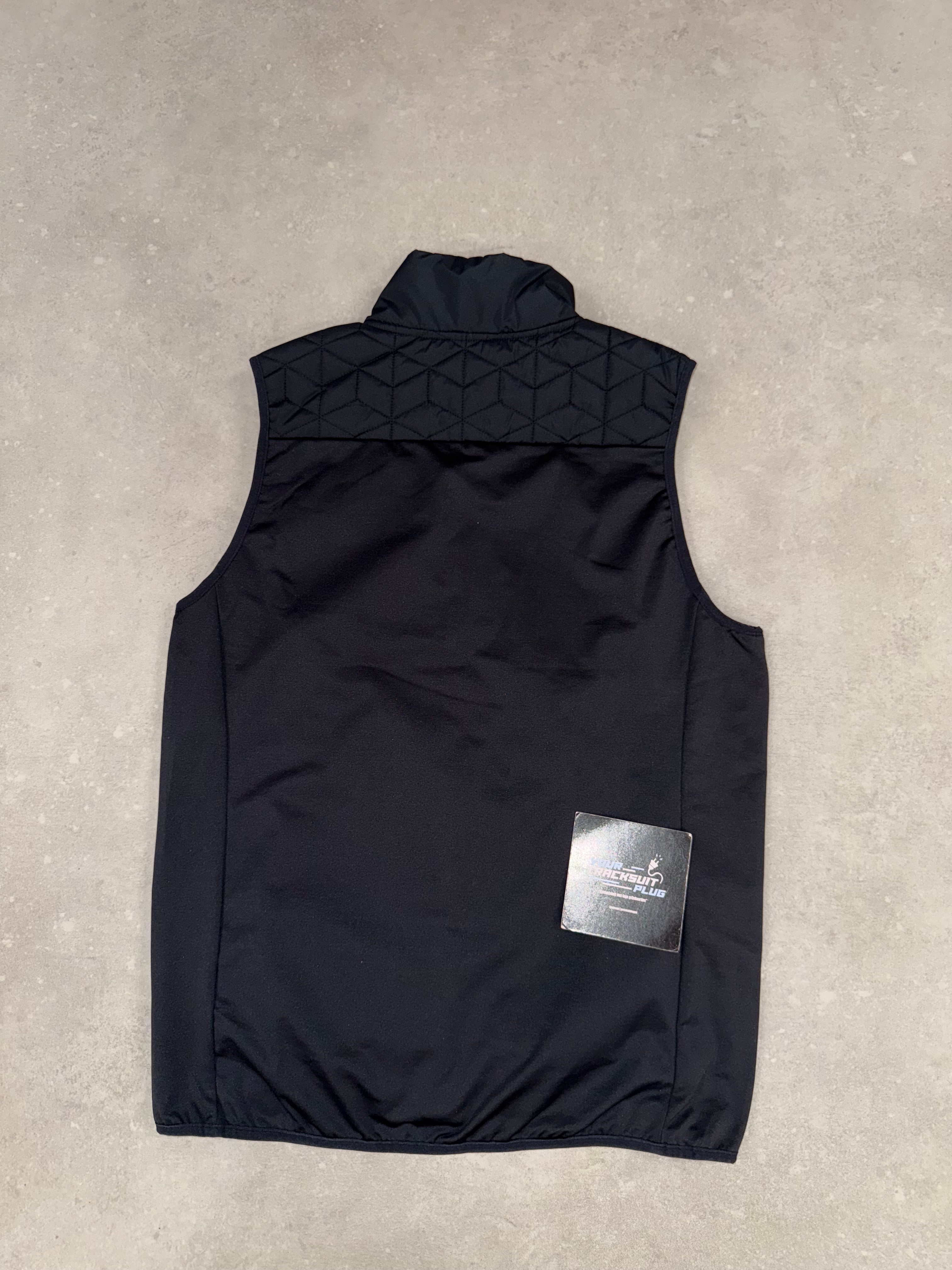 ASICS BODYWARMER // VERY EXCLUSIVE