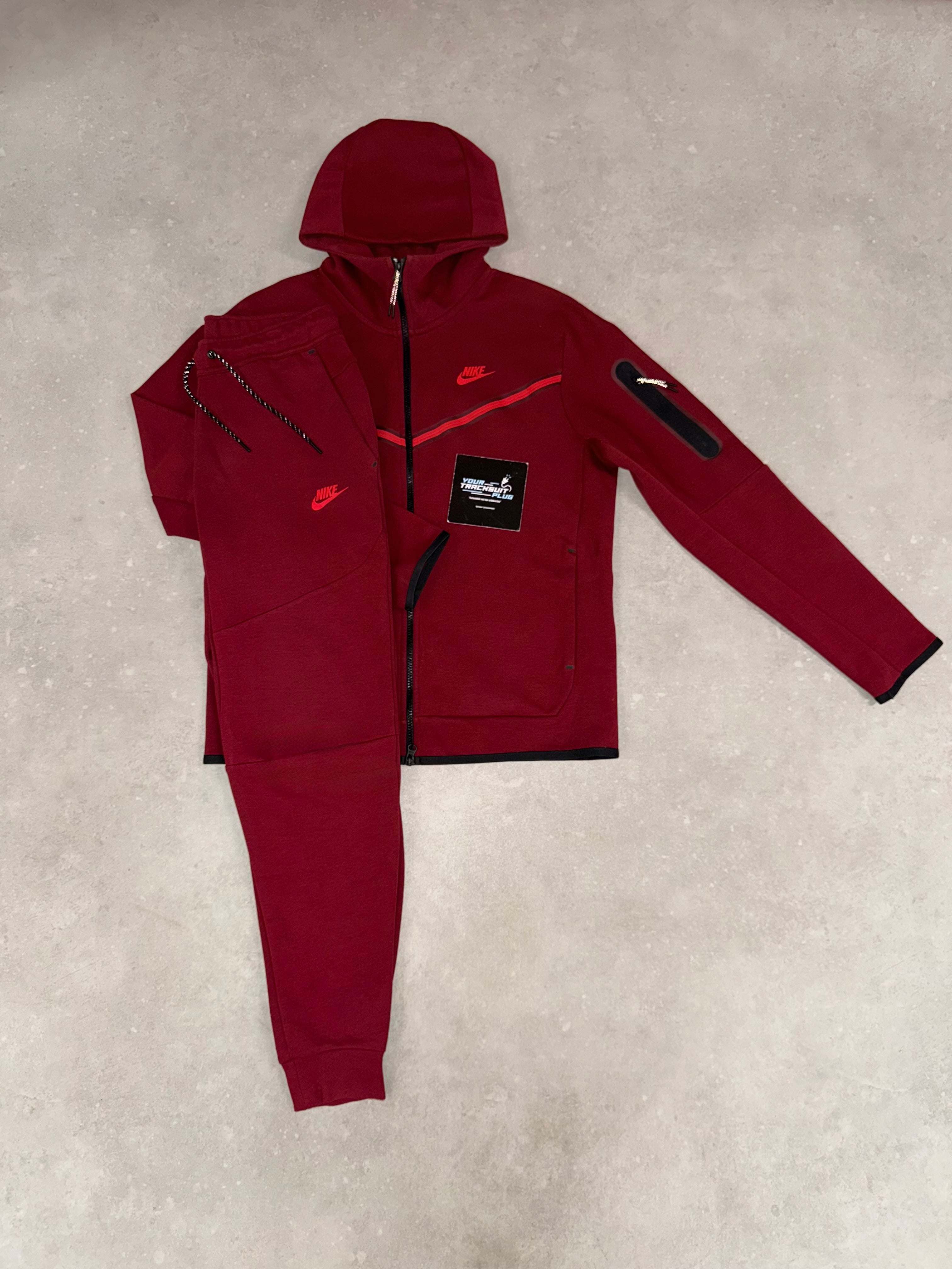 NIKE TECH FLEECE // EXCLUSIVE ONE