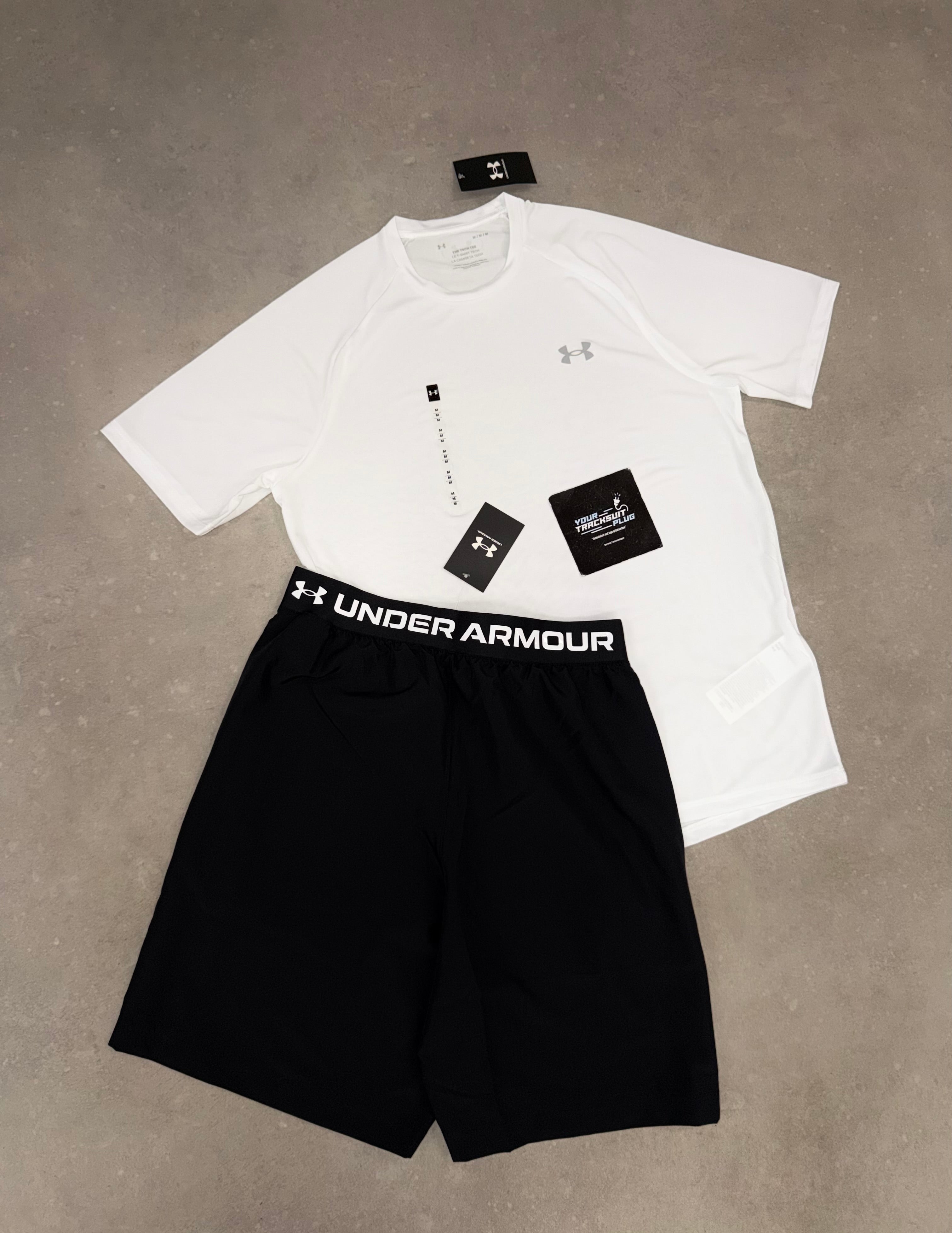 UNDER ARMOUR WHITE & BLACK // SUMMER SET