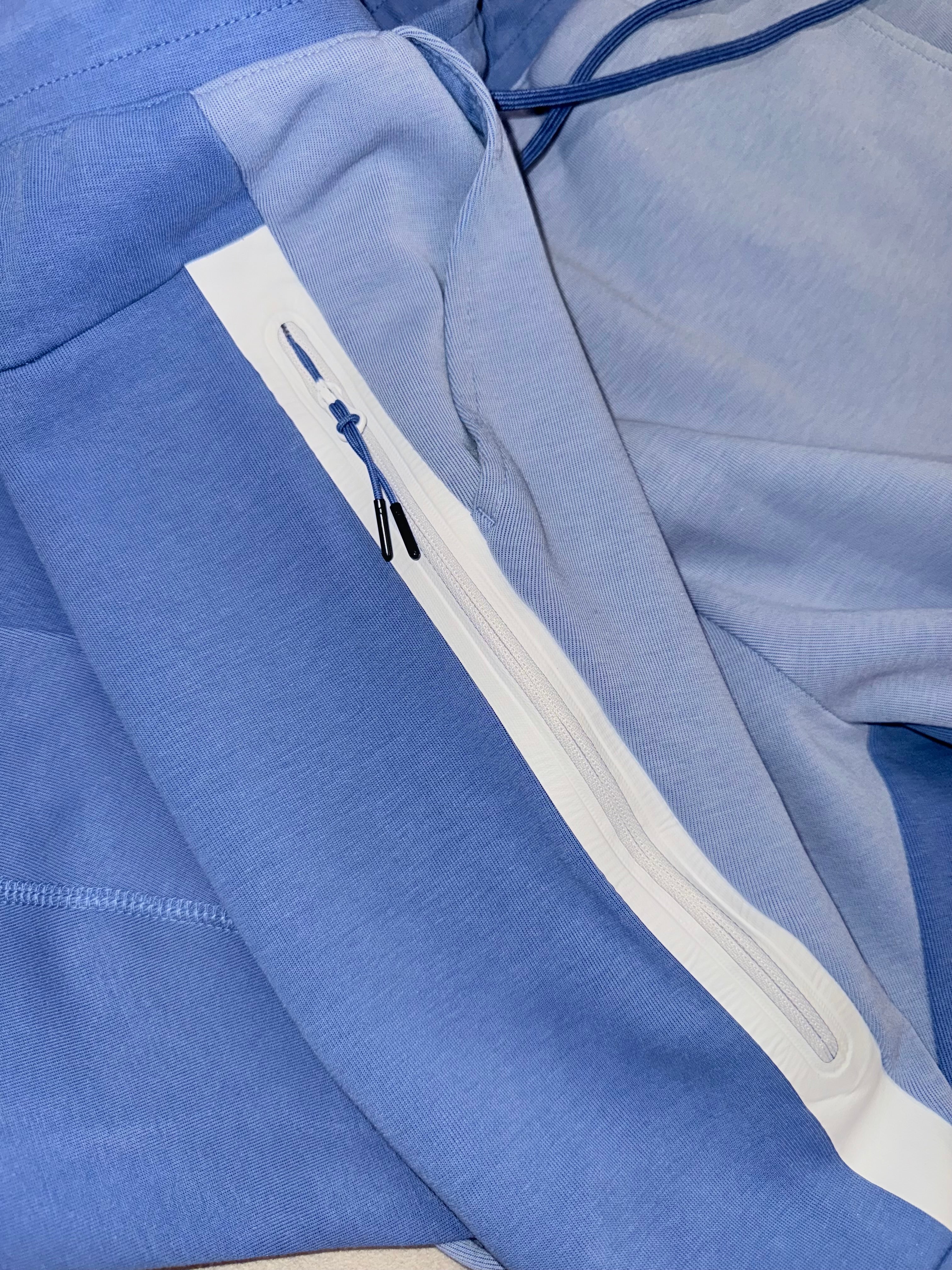 NIKE TECH FLEECE OLD SEASON // VERY EXCLUSIVE