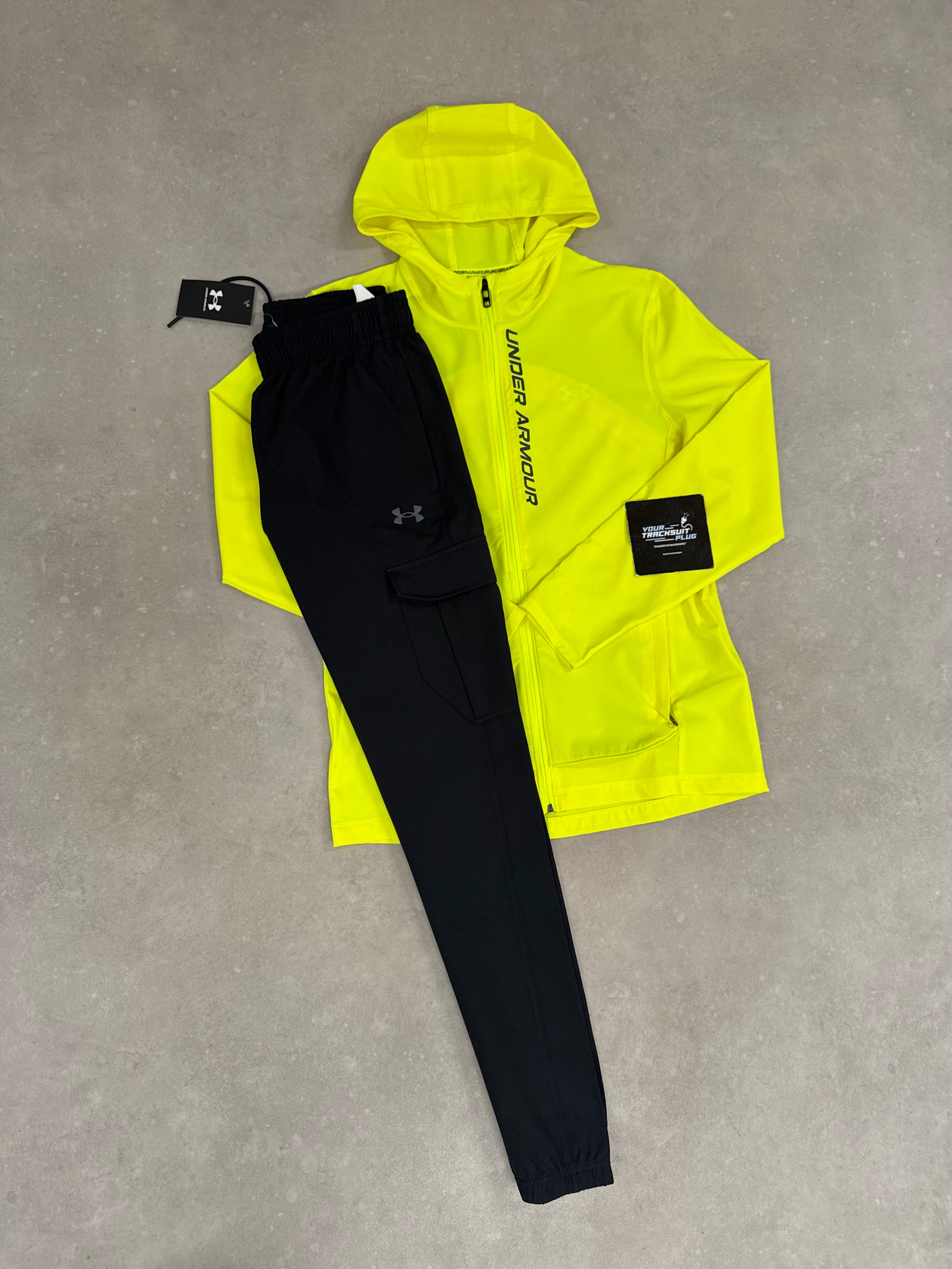UNDER ARMOUR TRACKSUIT // LIMITED EDITION