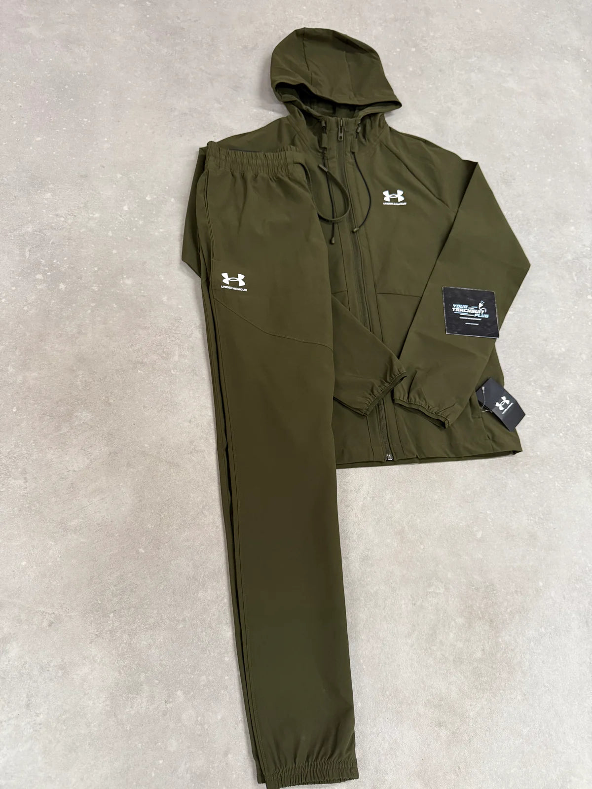 UNDER ARMOUR TRACKSUIT // LIMITED EDITION