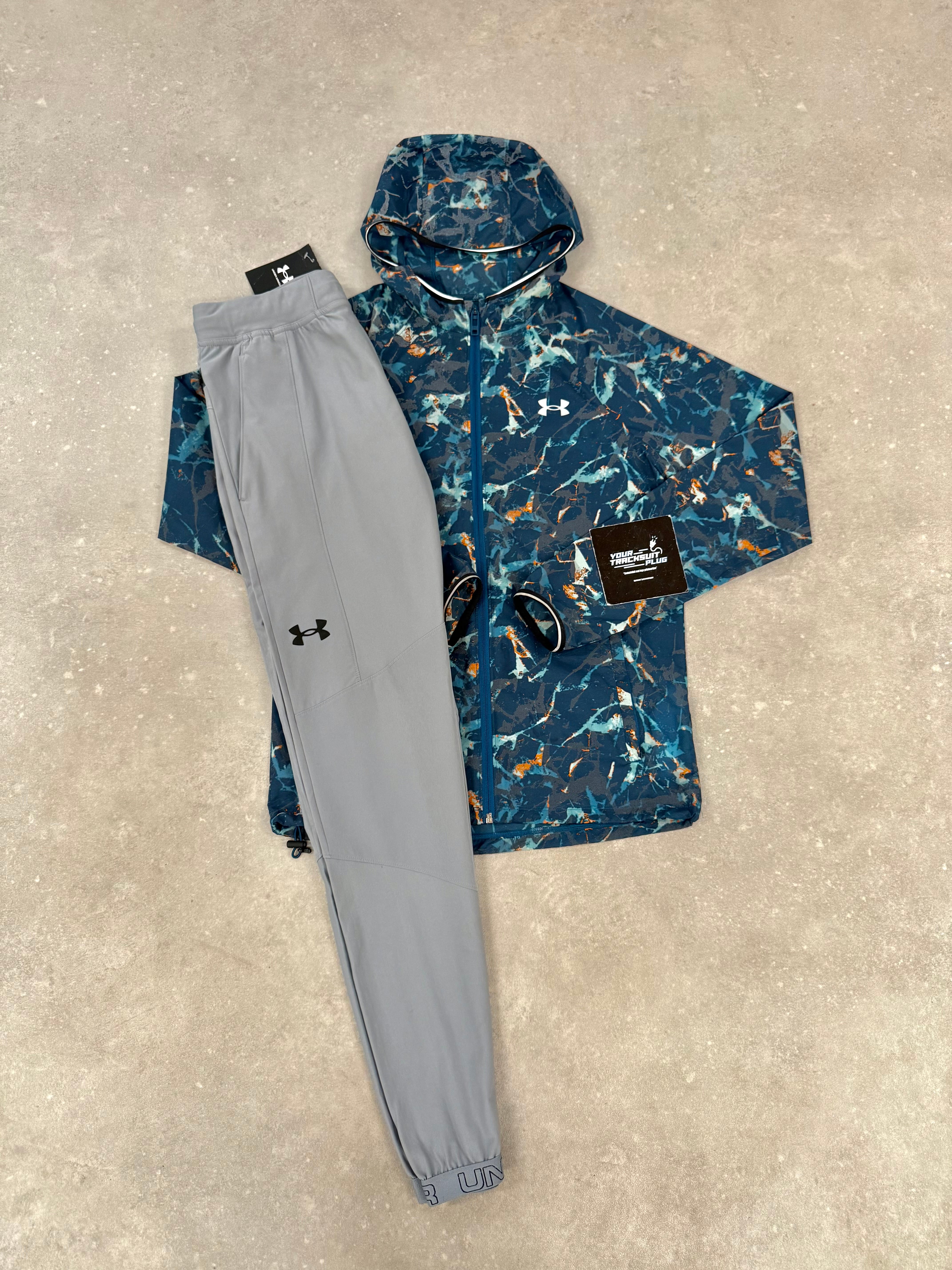 UNDER ARMOUR TRACKSUIT // VERY VERY EXCLUSIVE