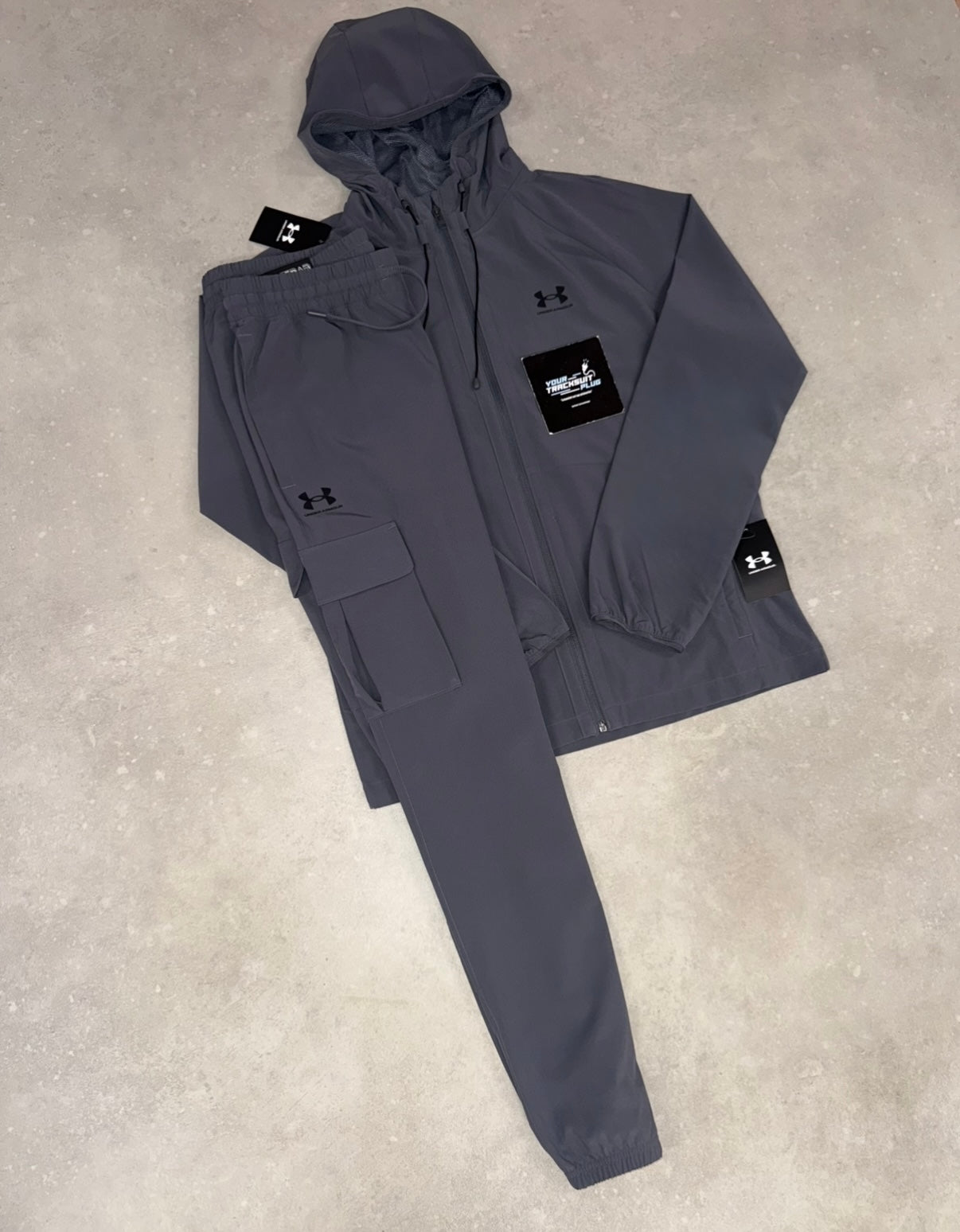 UNDER ARMOUR TRACKSUIT CARGO GREY