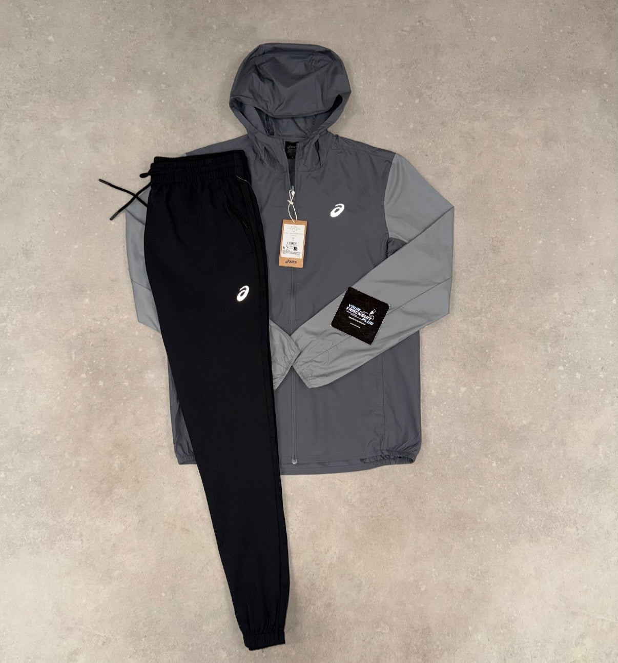ASICS TRACKSUIT BLACK & GREY // THE LATEST