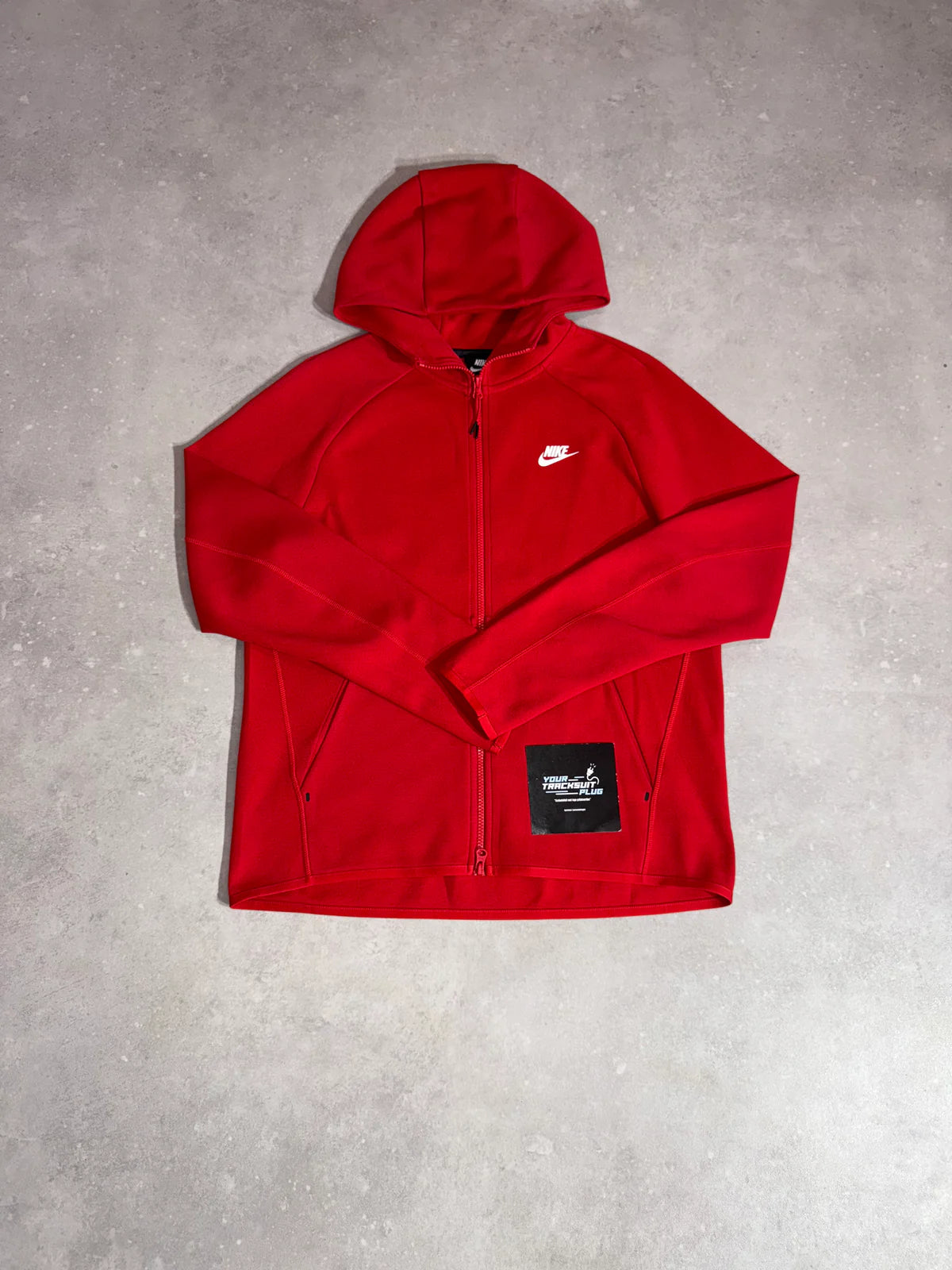 NIKE TECH FLEECE OLD SEASON RED // VERY EXCLUSIVE