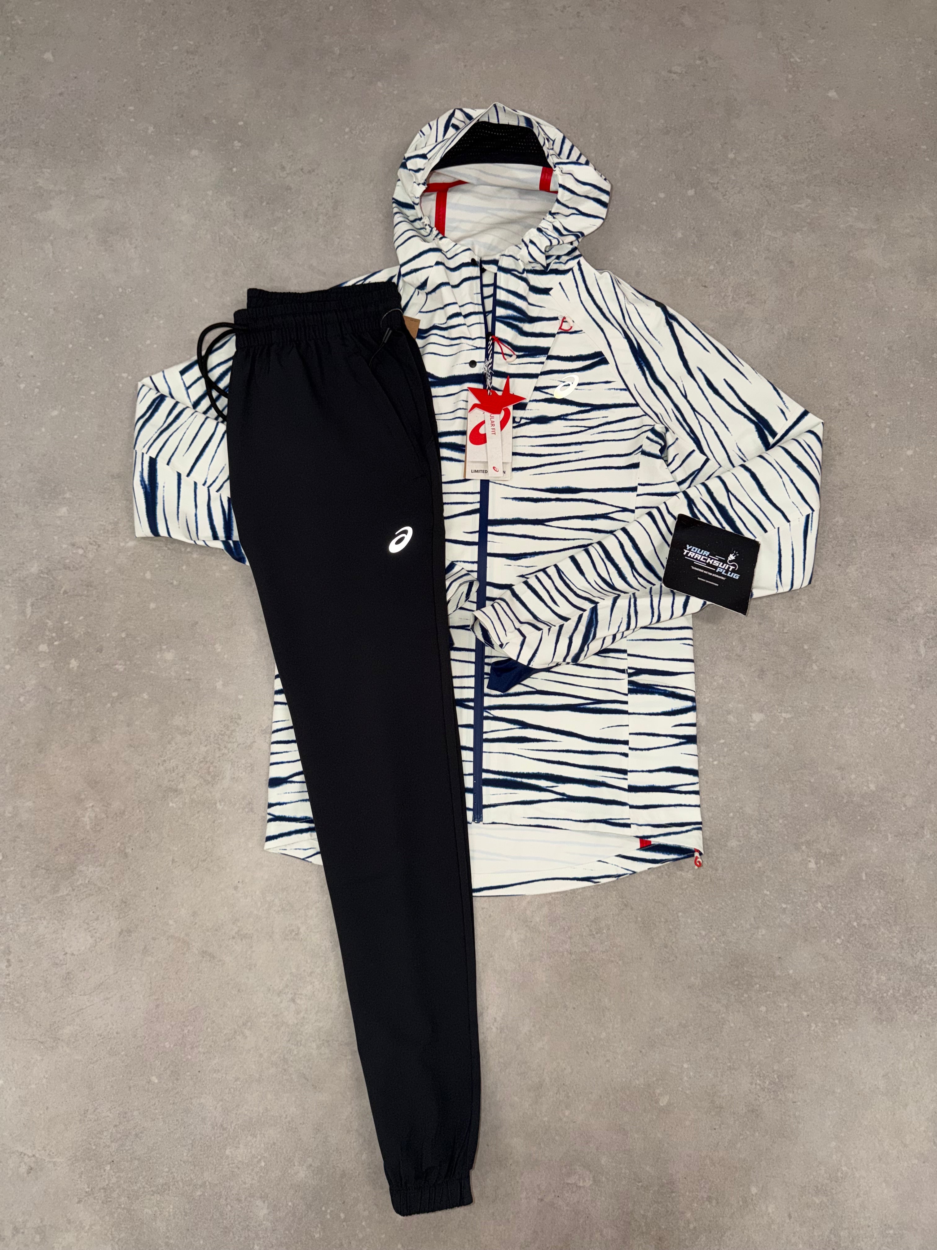 ASICS TRACKSUIT // VERY EXCLUSIVE