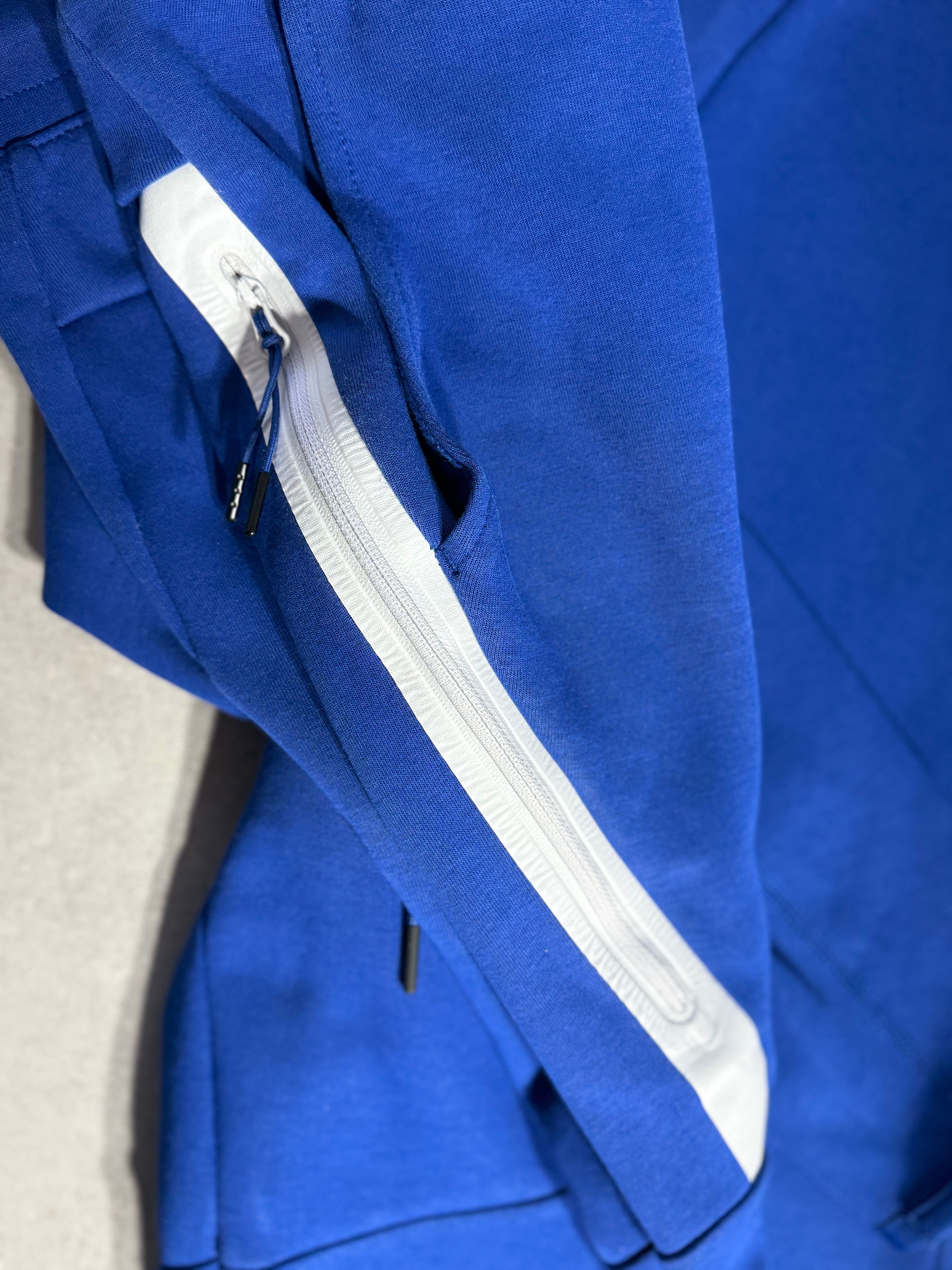 NIKE TECH FLEECE OLD SEASON BLUE // VERY EXCLUSIVE