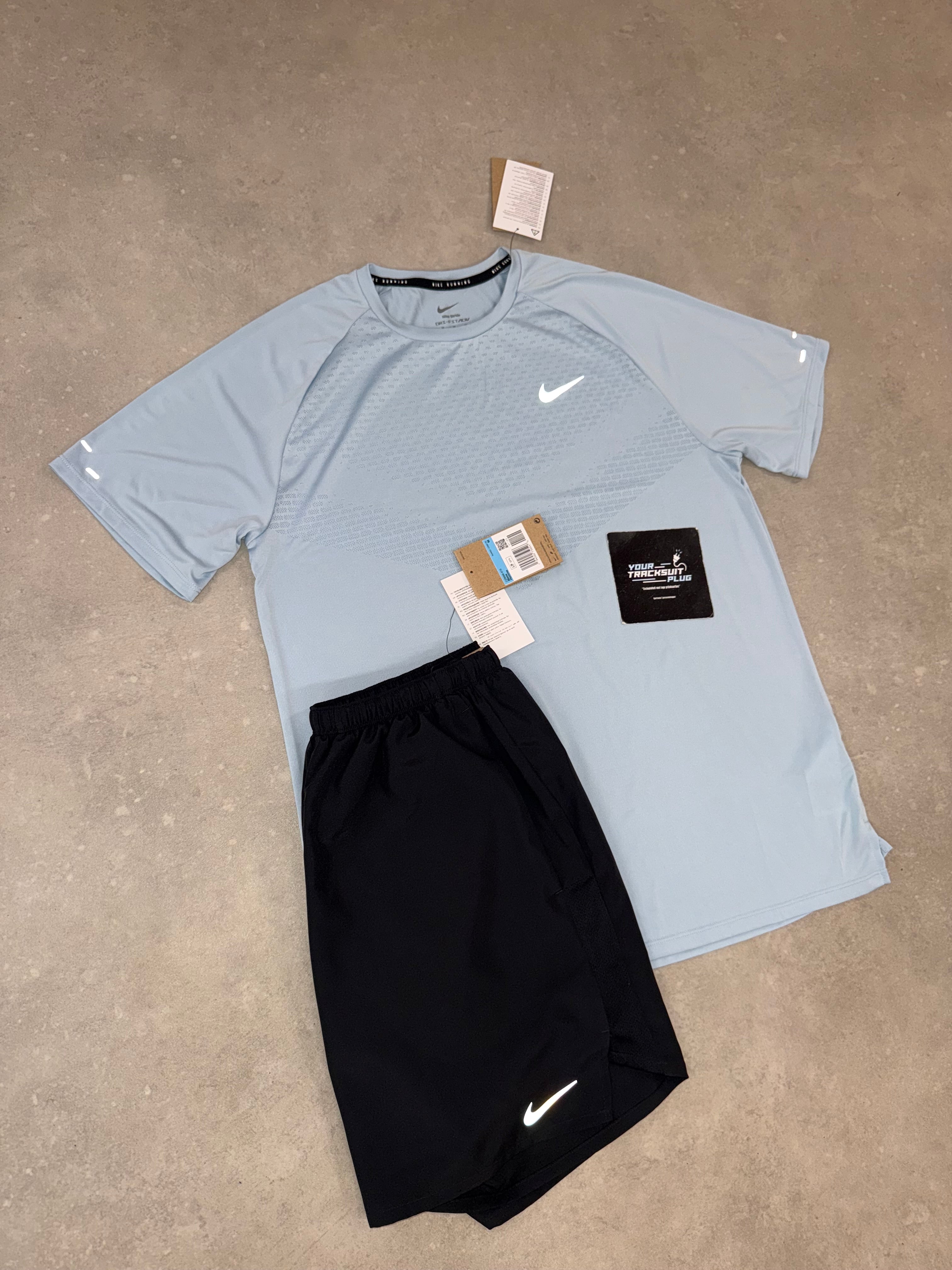 NIKE BLUE & BLACK // SUMMER SET