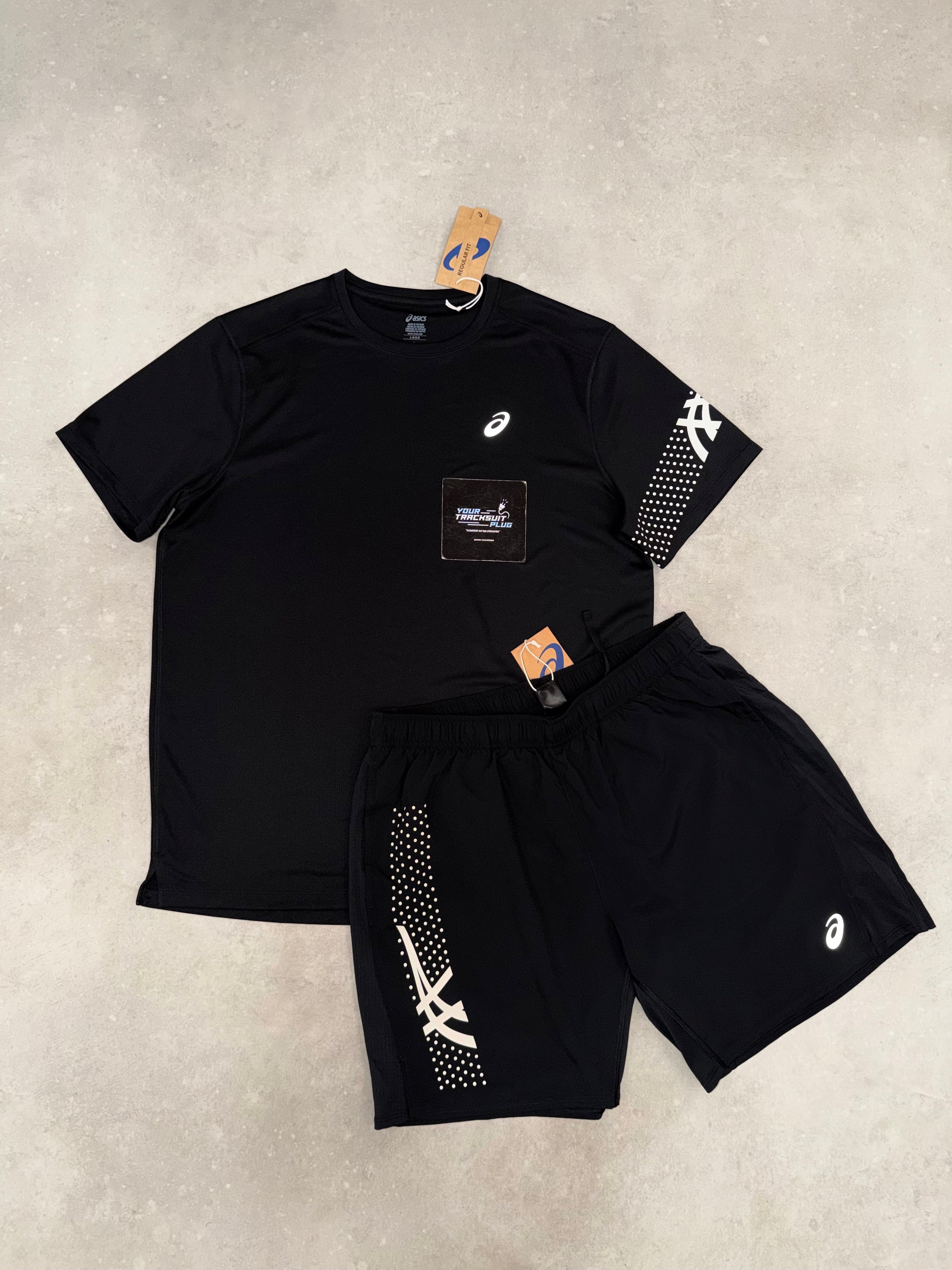 ASICS BLACK SUMMER SET // THE LATEST
