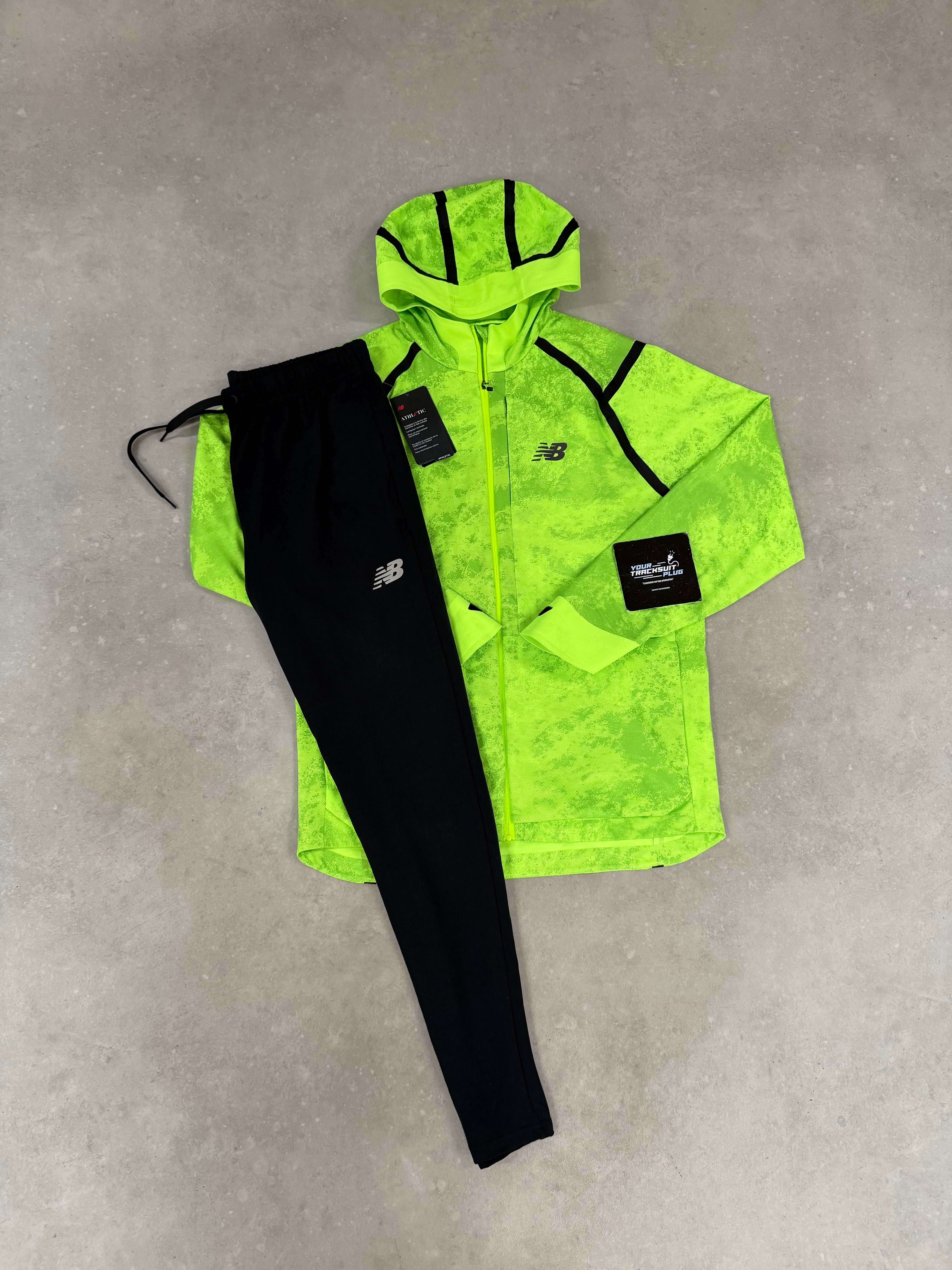 NEW BALANCE TRACKSUIT // VERY VERY EXCLUSIVE