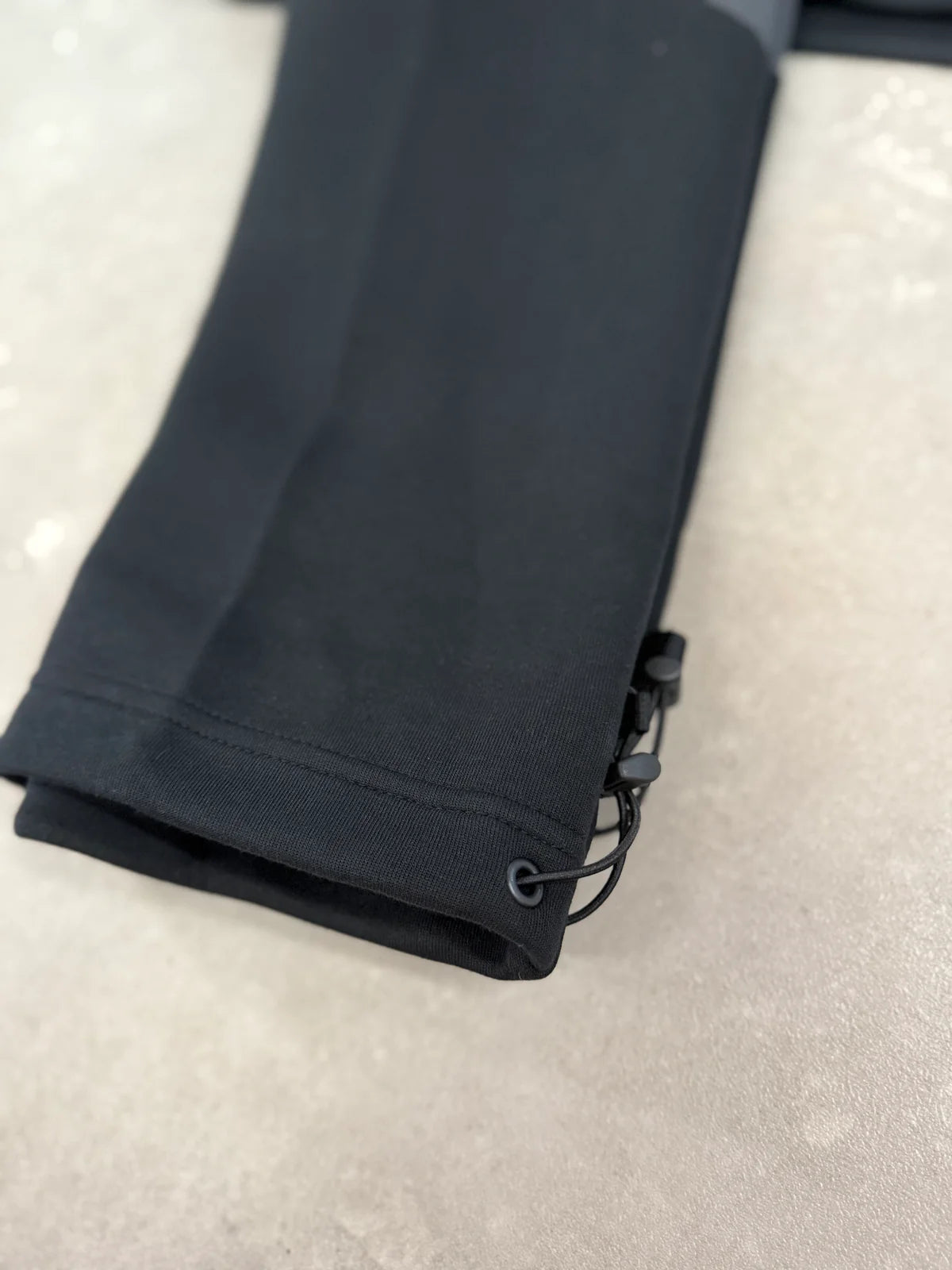 NIKE TECH FLEECE BLACK & GREY // THE LATEST