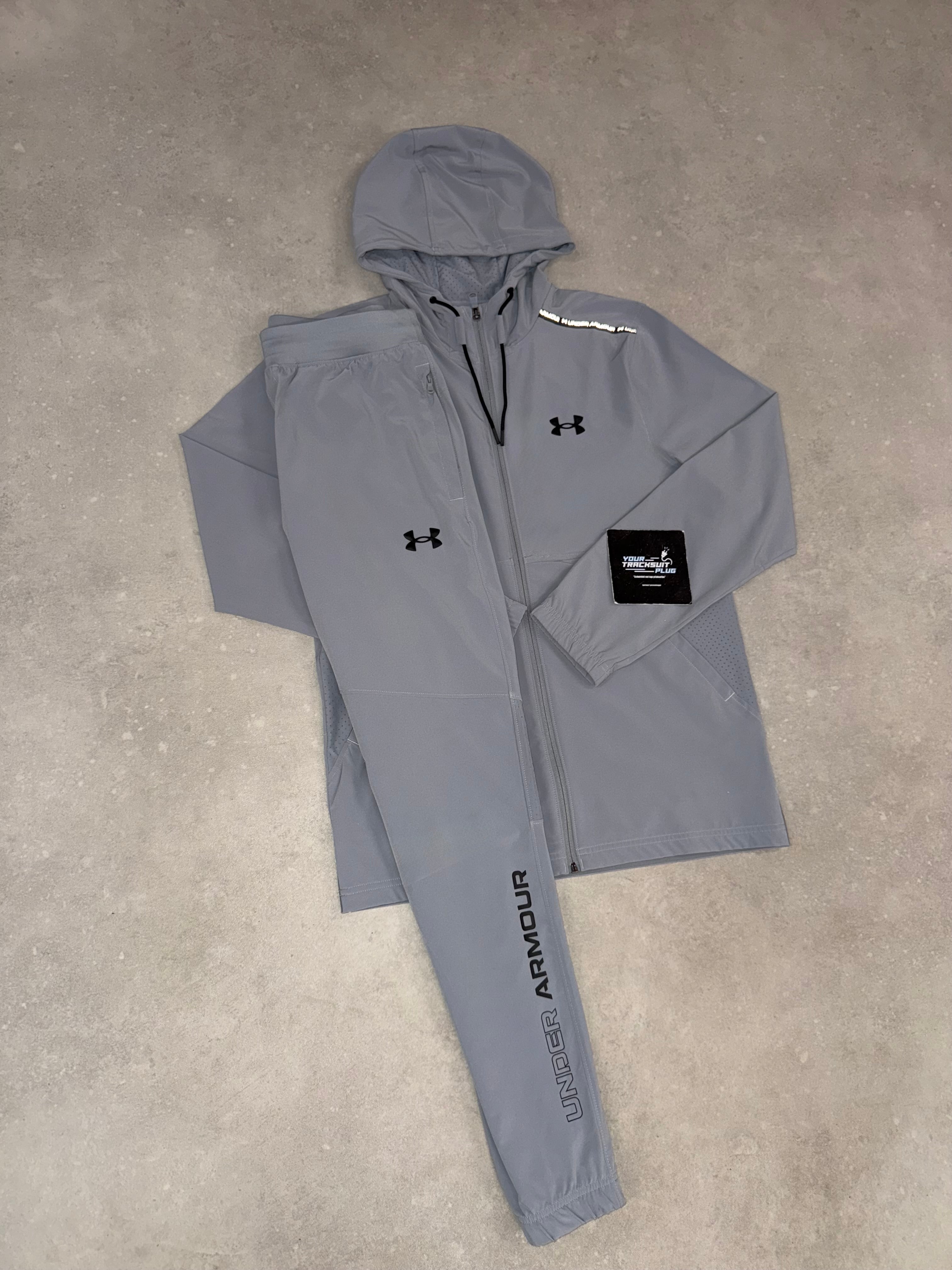 UNDER ARMOUR TRACKSUIT GREY // LIMITED EDITION