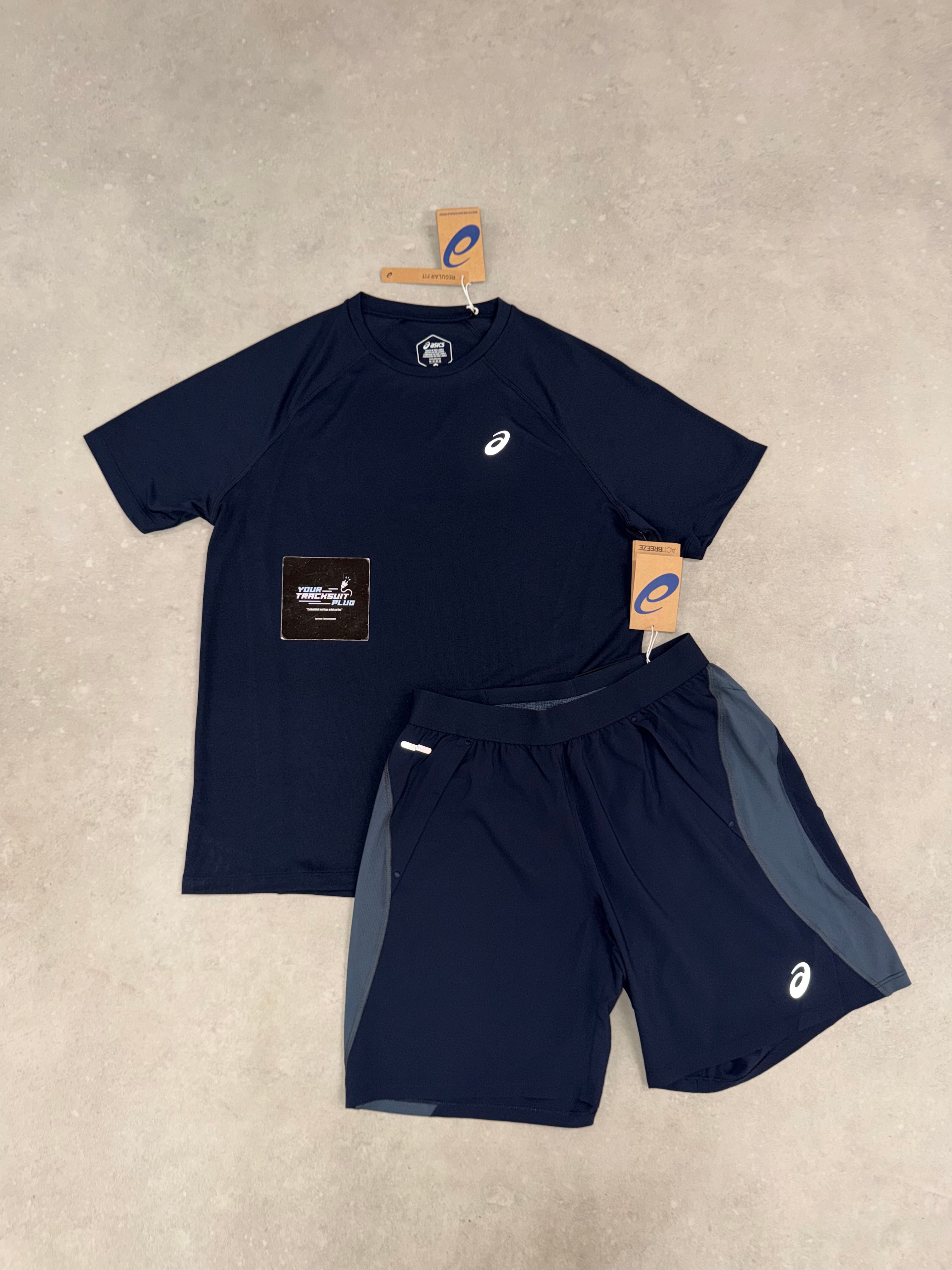 ASICS NAVY BLUE SET // THE LATEST