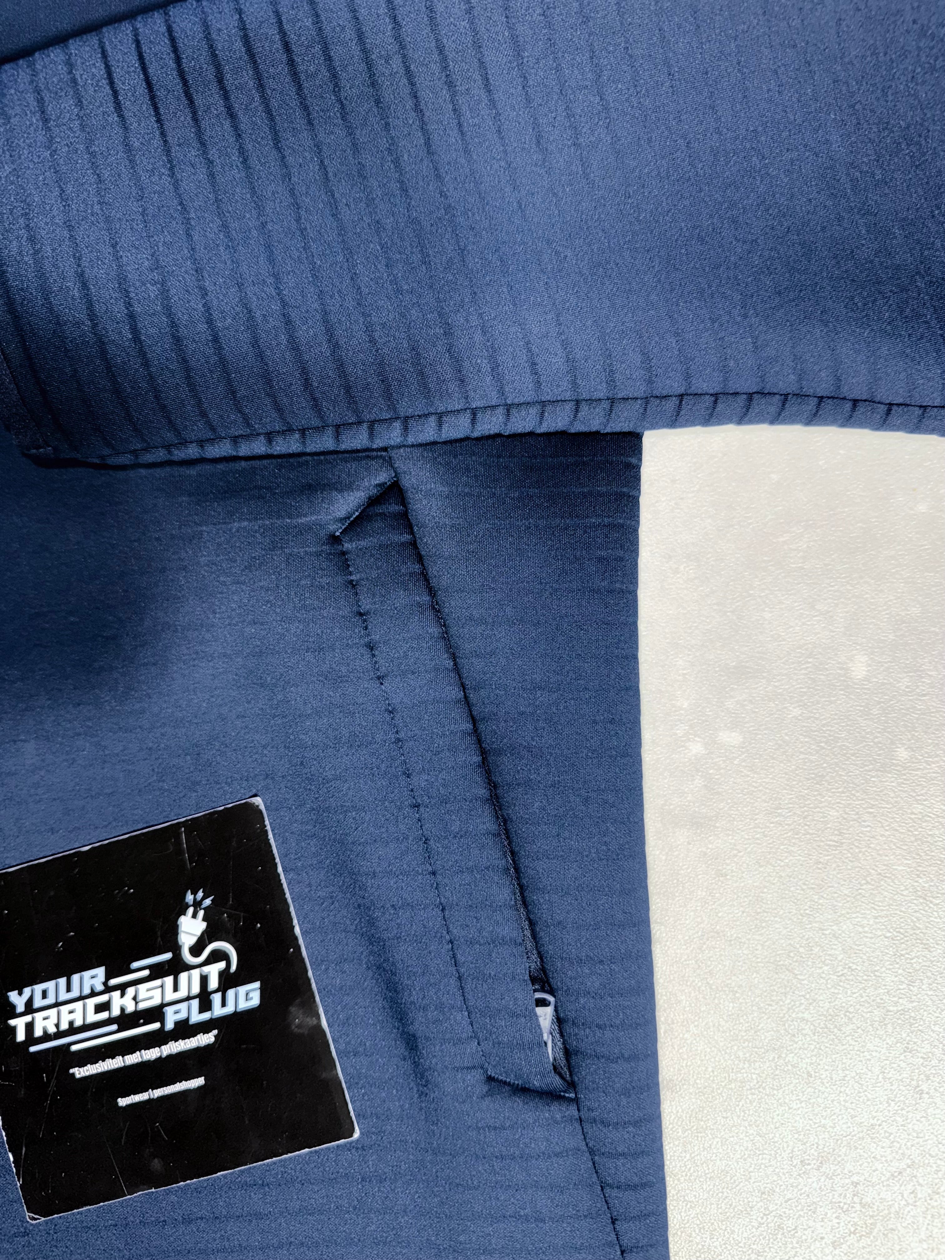 UNDER ARMOUR TRACKSUIT // VERY EXCLUSIVE EDITION