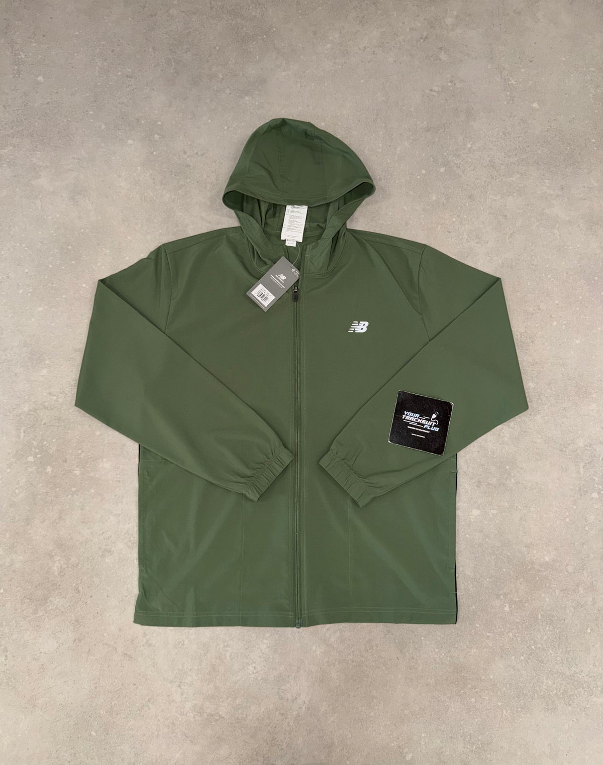 NEW BALANCE TRACKSUIT GREEN // THE LATEST