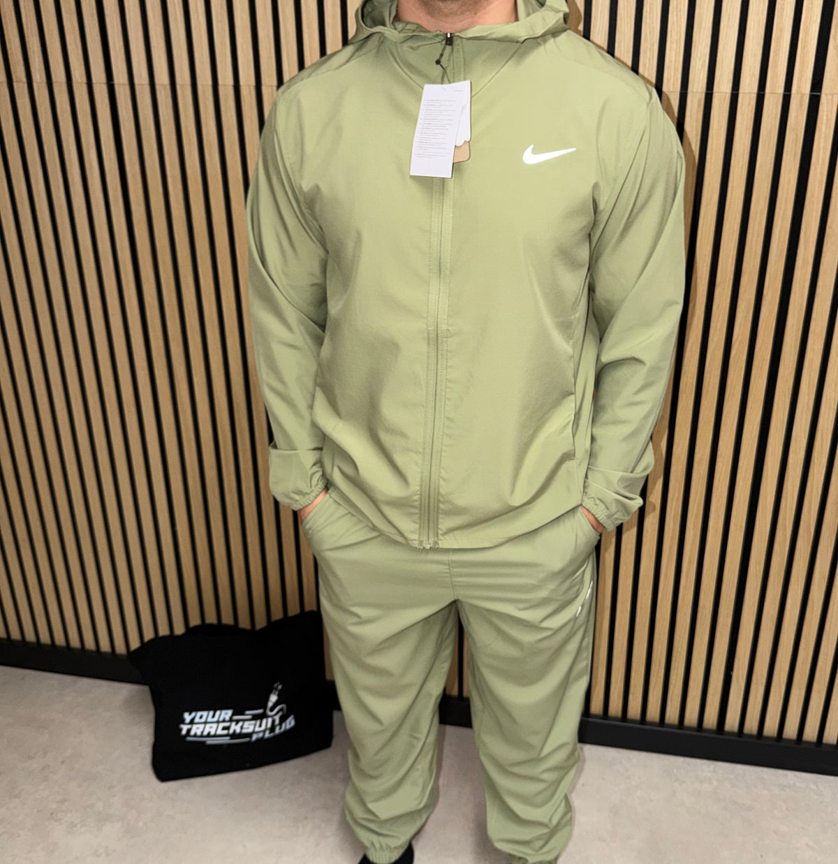 NIKE TRACKSUIT GREEN // THE LATEST