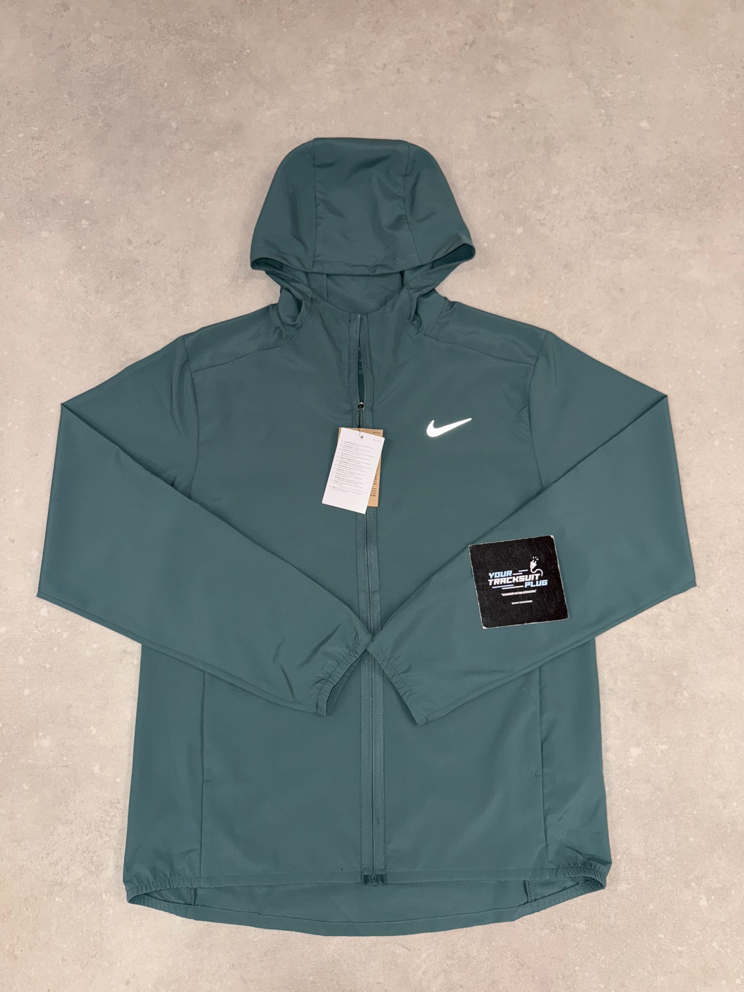 NIKE TRACKSUIT // THE LATEST