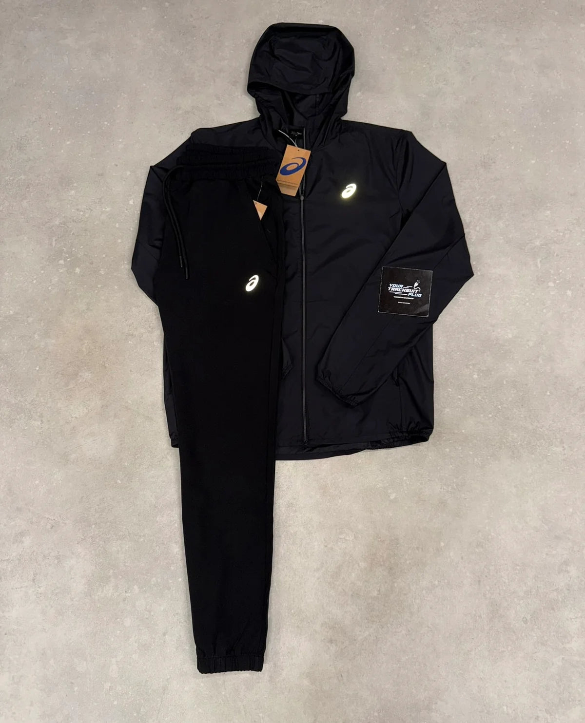 ASICS TRACKSUIT BLACK ON BLACK