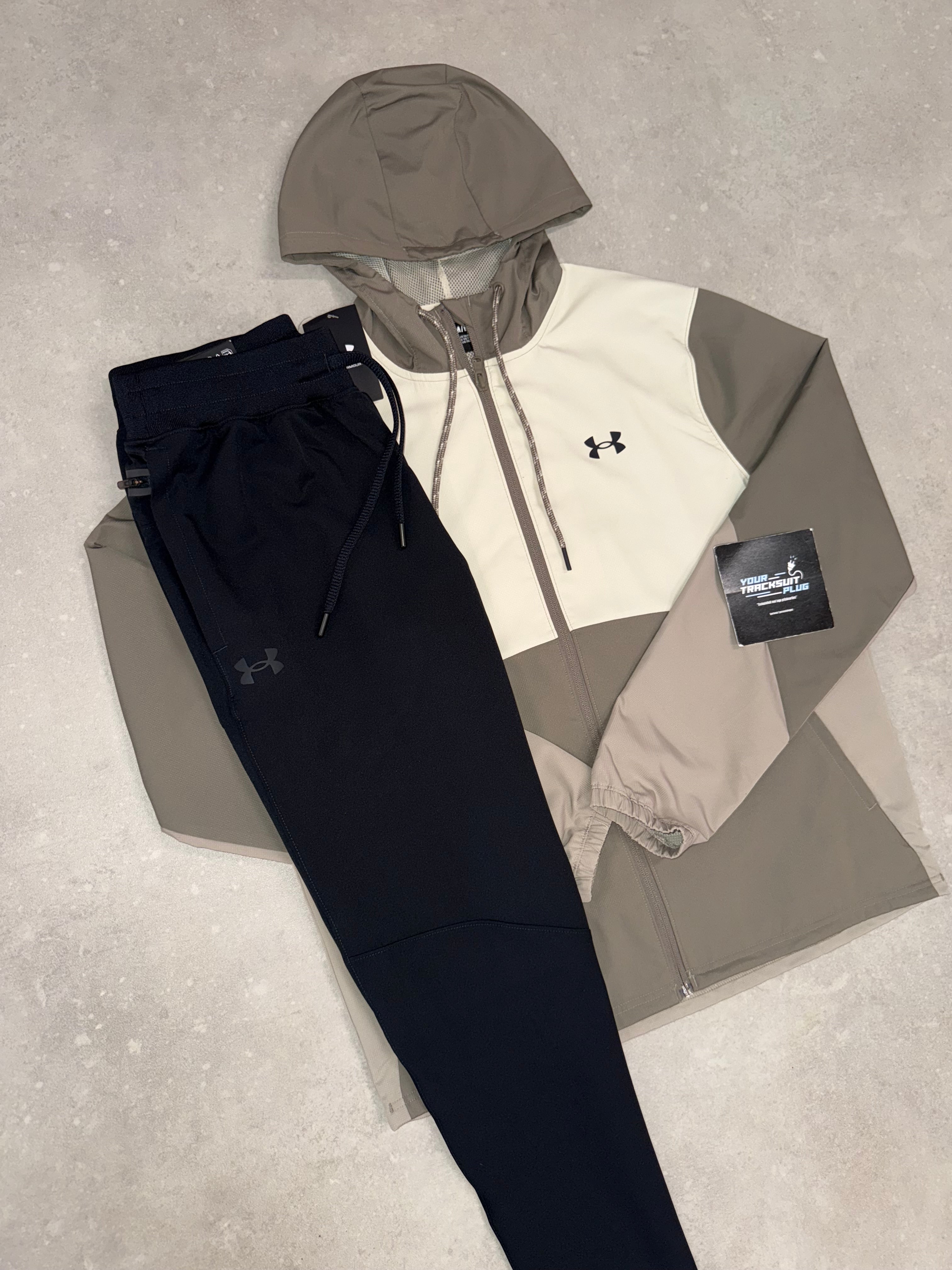UNDER ARMOUR TRACKSUIT // LIMITED EDITION