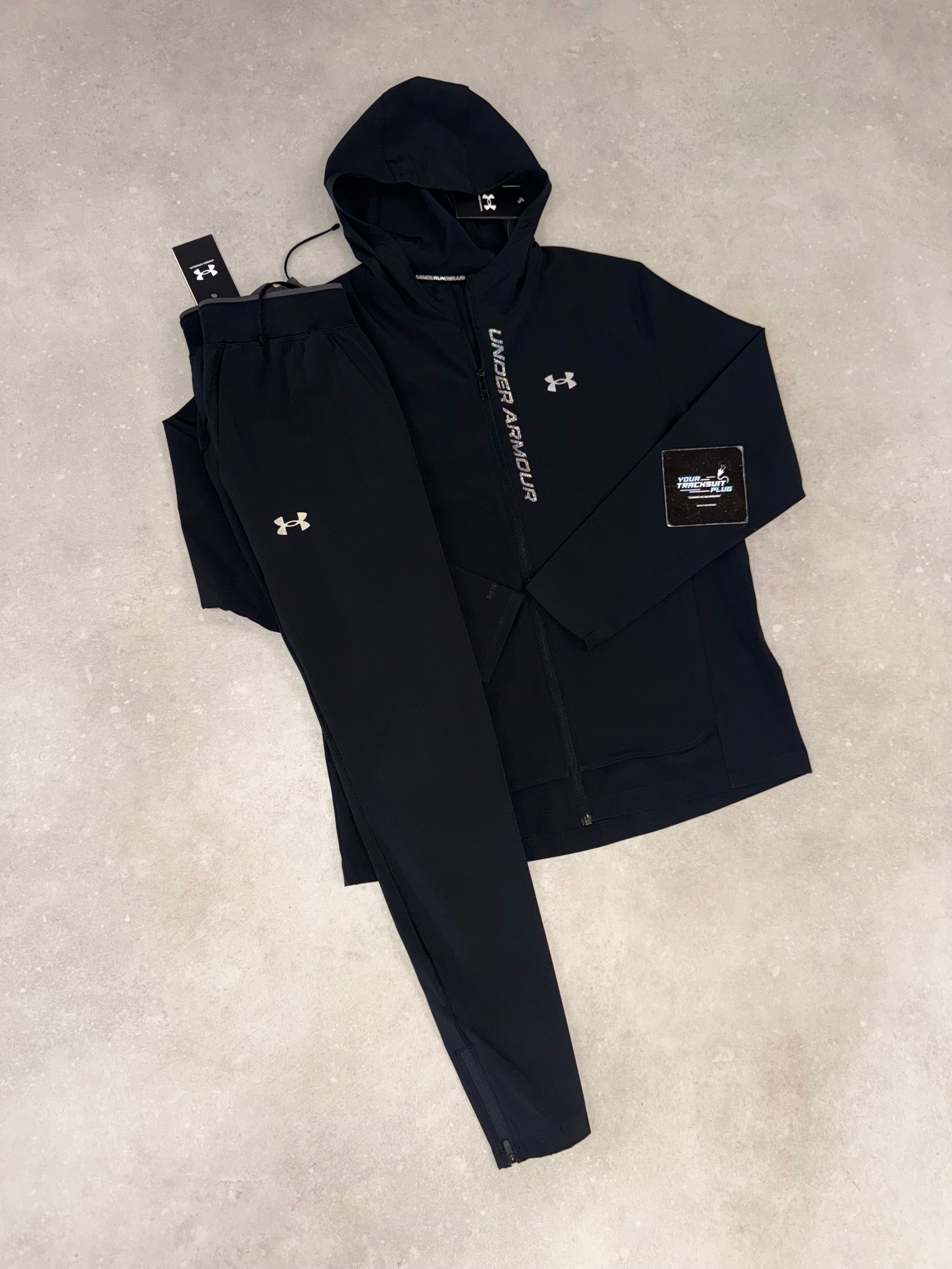 UNDER ARMOUR TRACKSUIT BLACK // THE LATEST