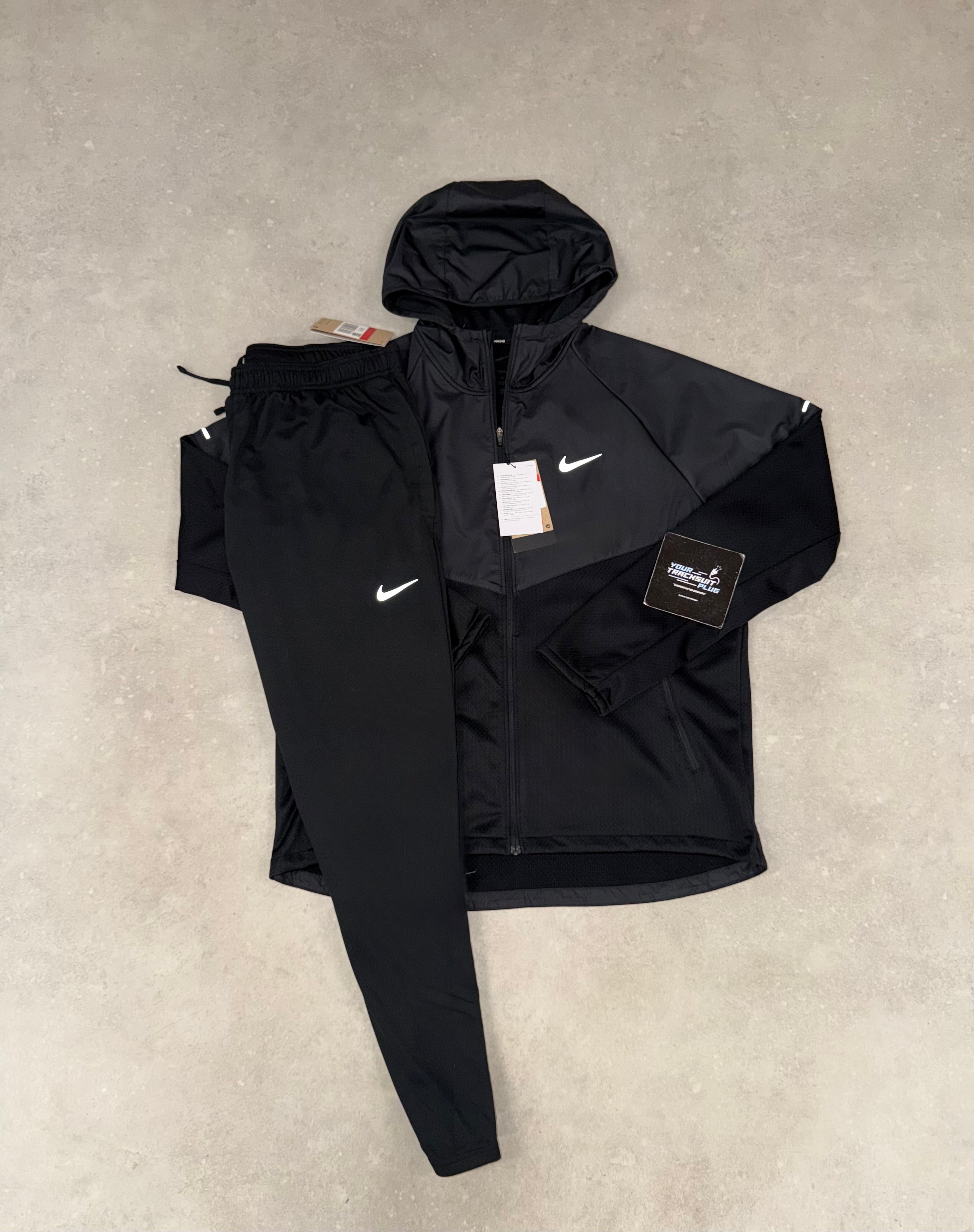NIKE TRACKSUIT BLACK // LIMITED EDITION