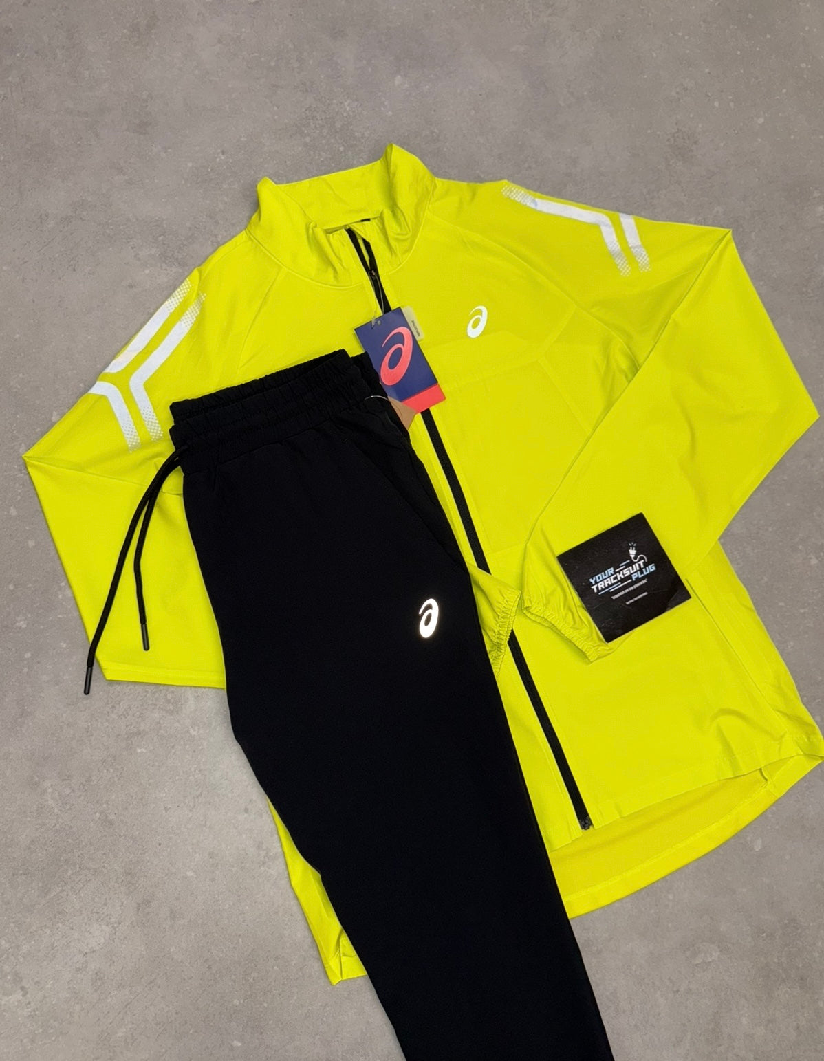 ASICS TRACKSUIT YELLOW // VERY EXCLUSIVE