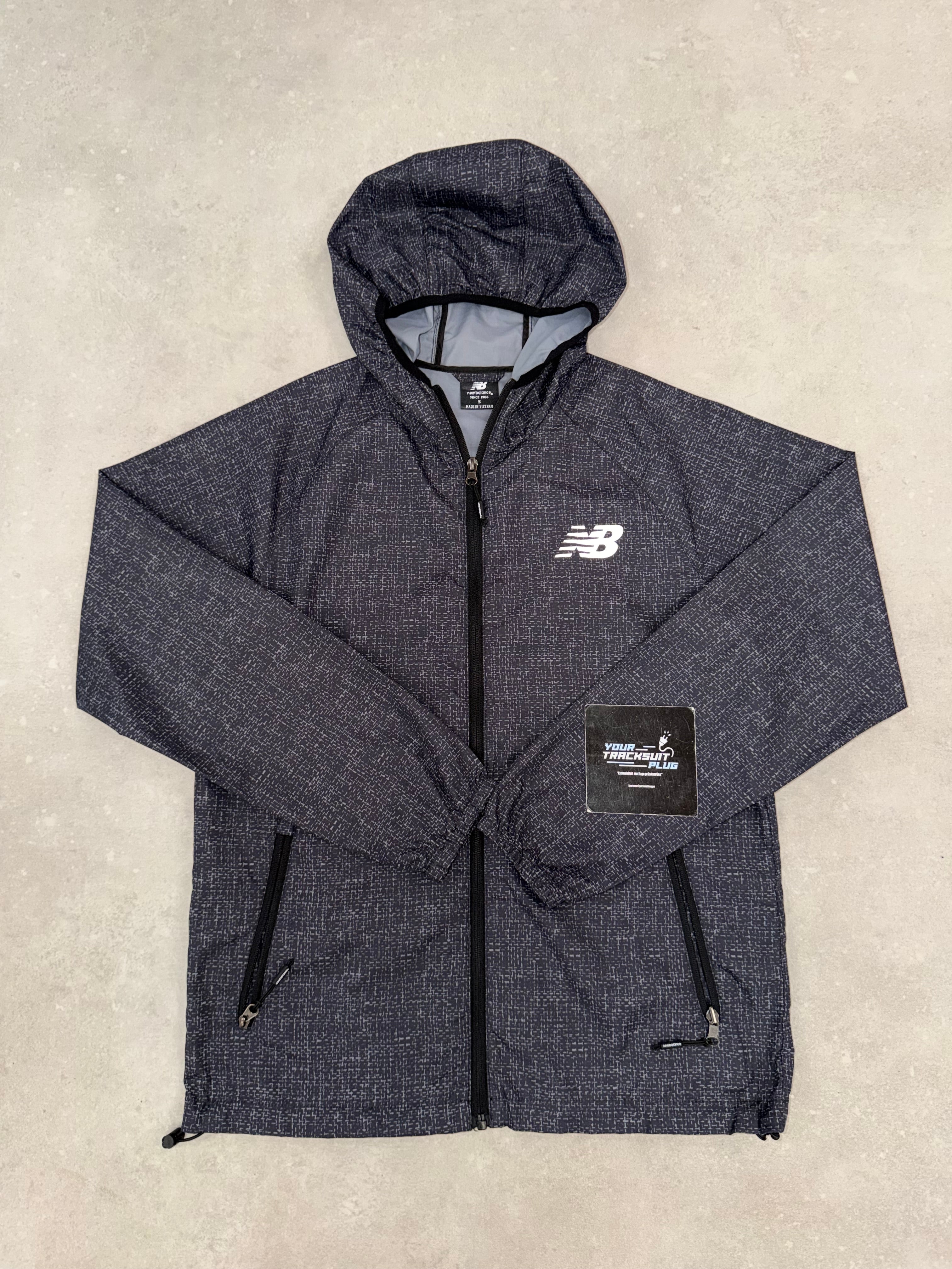 NEW BALANCE TRACKSUIT // VERY EXCLUSIVE