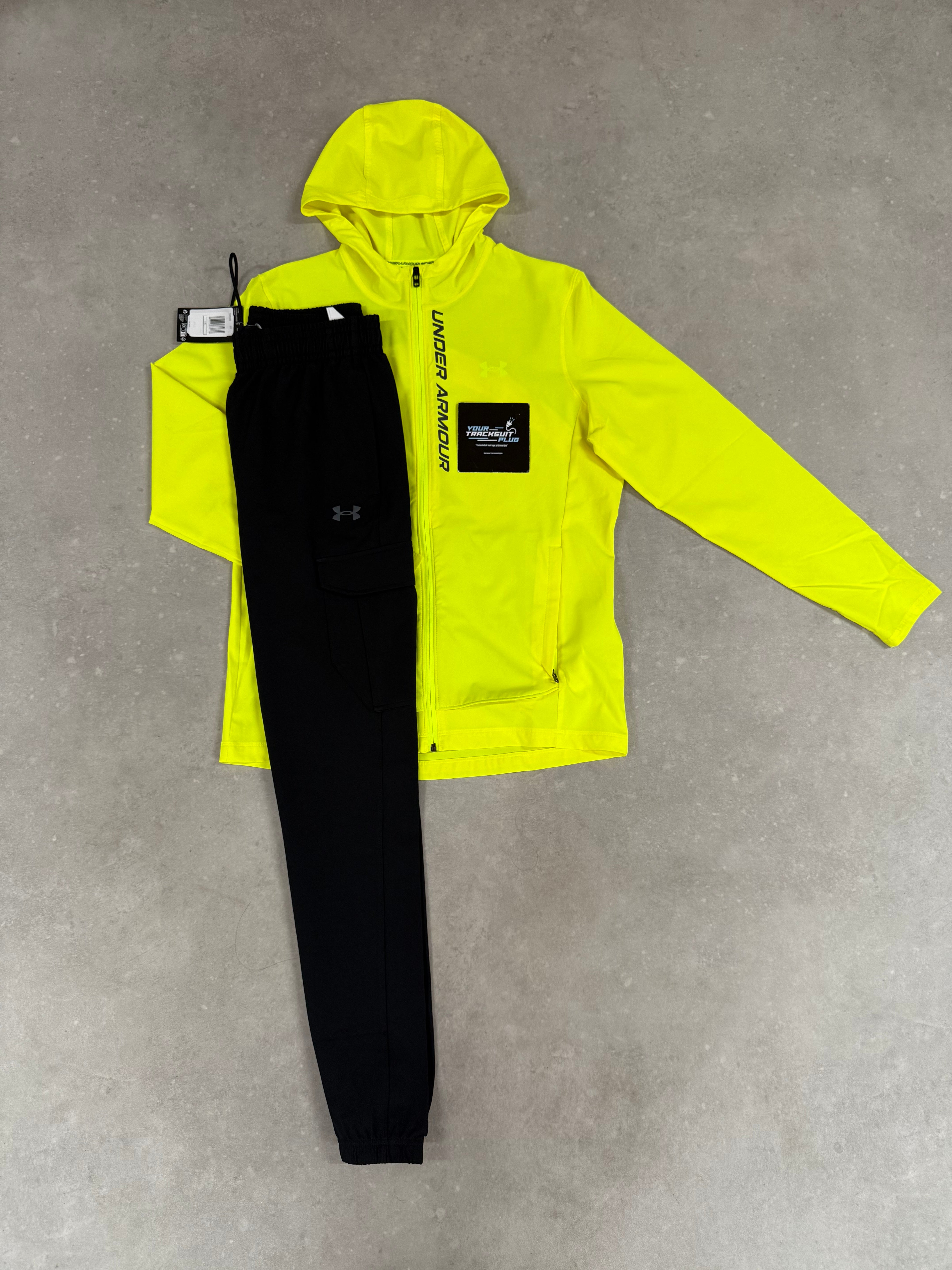 UNDER ARMOUR TRACKSUIT // LIMITED EDITION