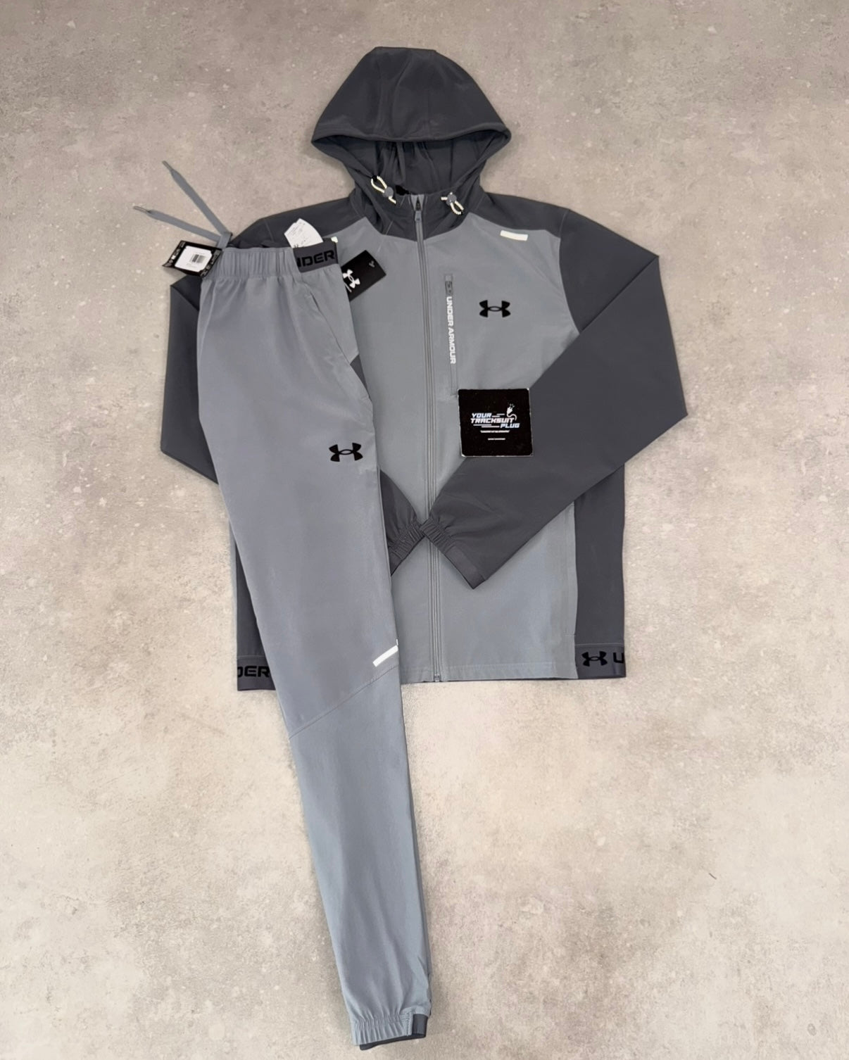 UNDER ARMOUR TRACKSUIT GREY // THE LATEST