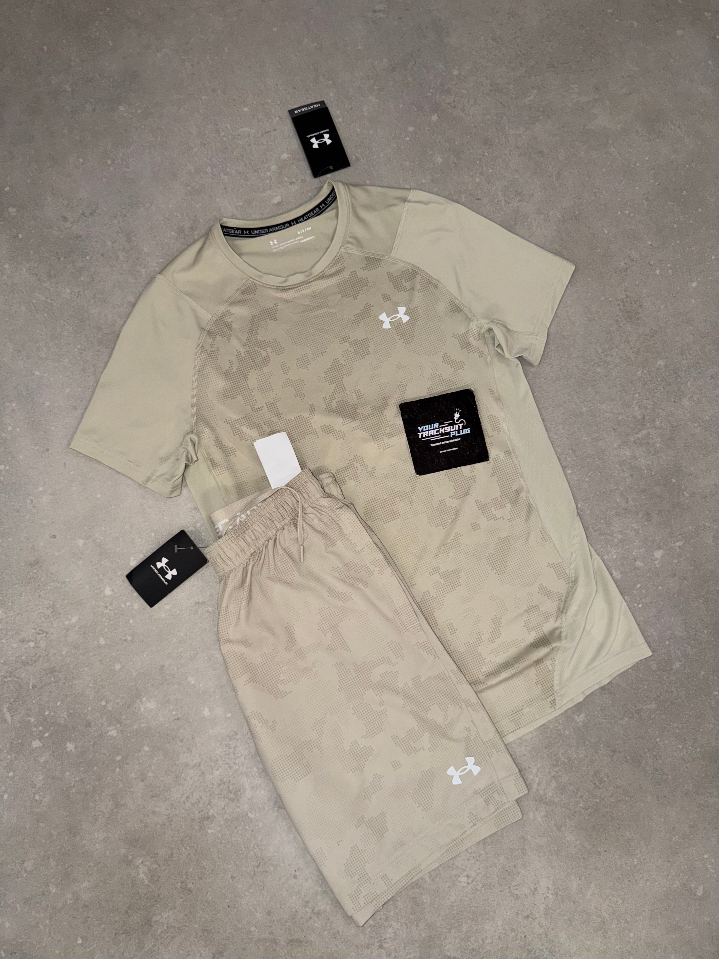 UNDER ARMOUR BEIGE SUMMER SET // THE LATEST