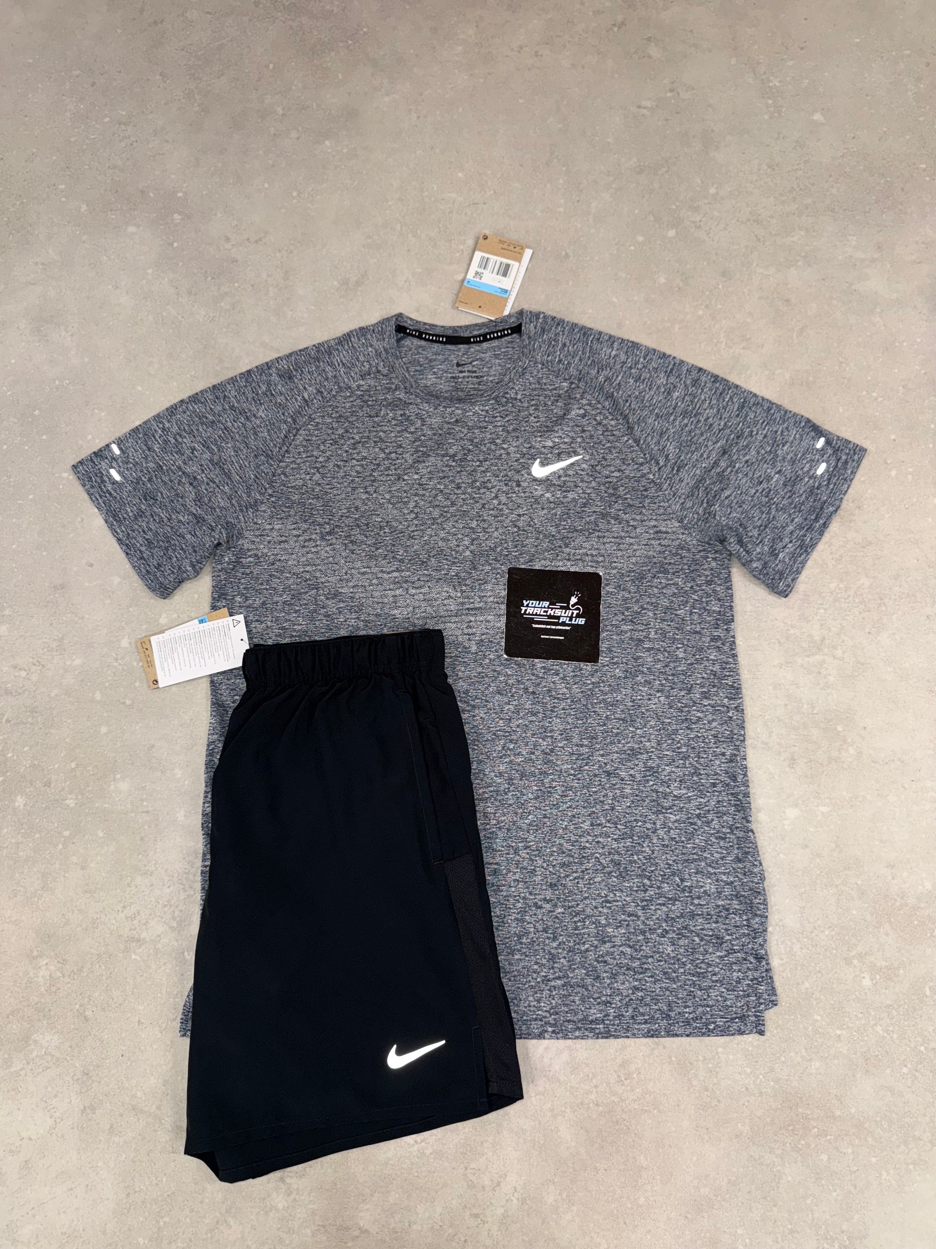 NIKE GREY & BLACK // SUMMER SET