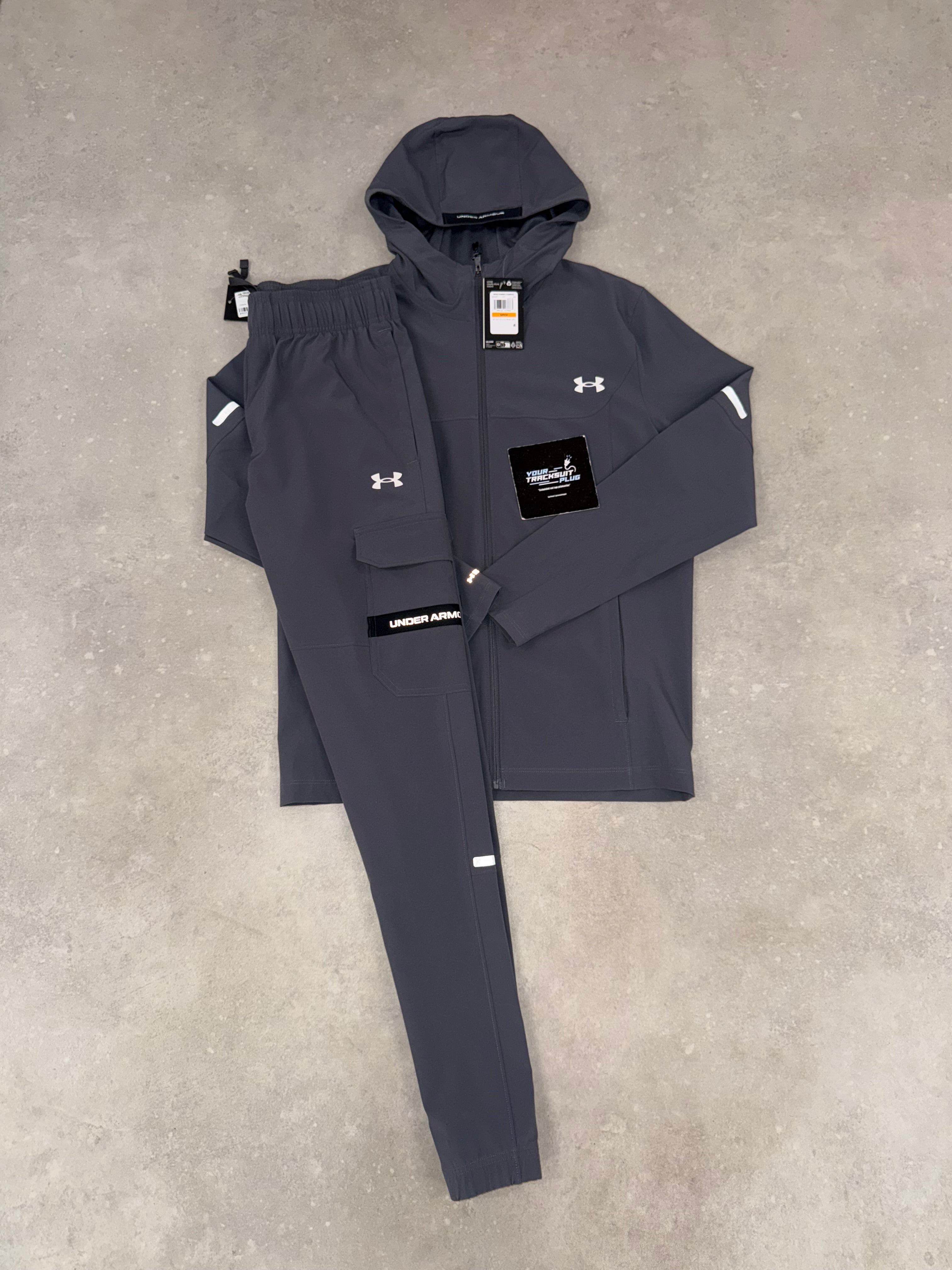 UNDER ARMOUR TRACKSUIT GREY // THE LATEST
