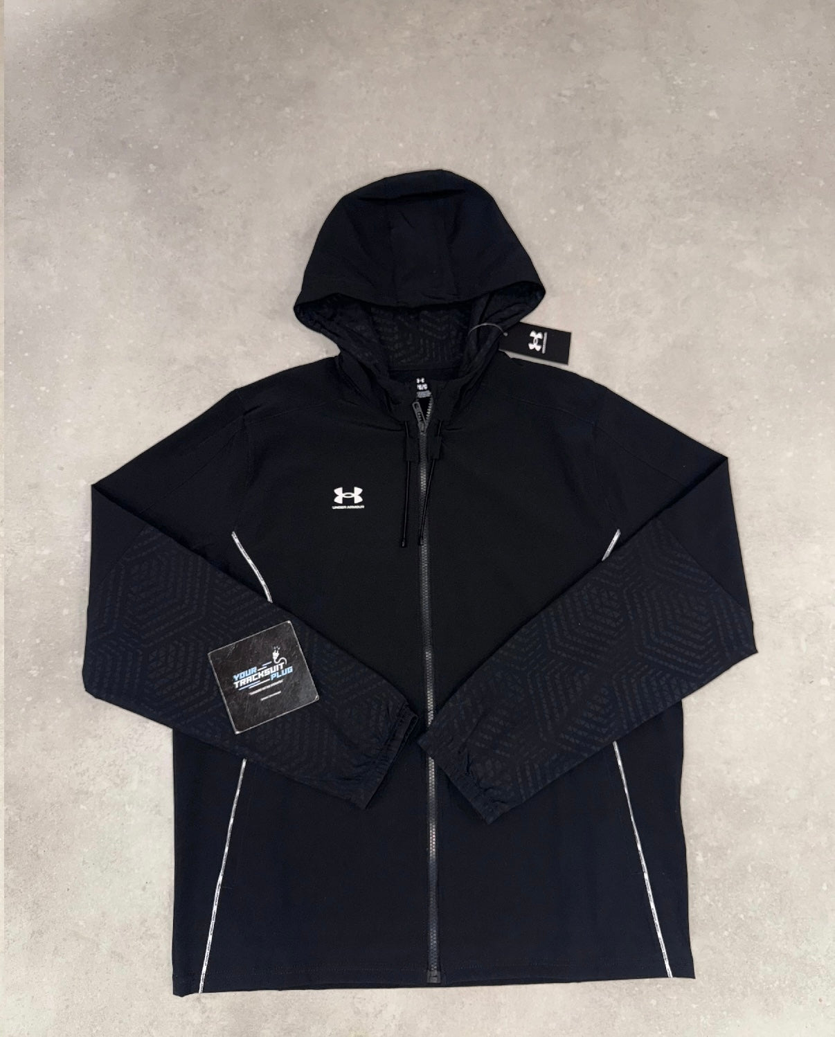 UNDER ARMOUR BLACK & WHITE TRACKSUIT