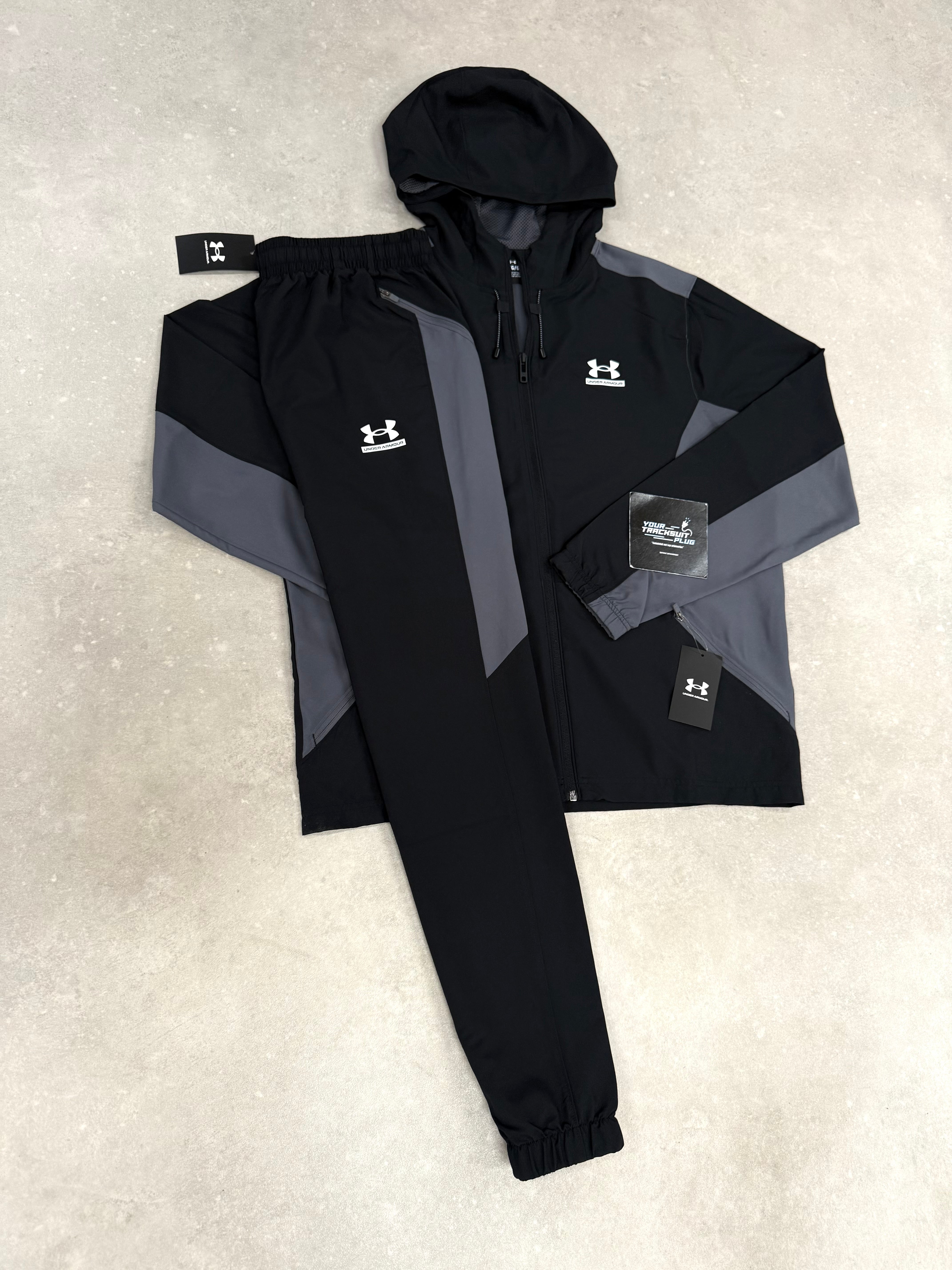 UNDER ARMOUR TRACKSUIT