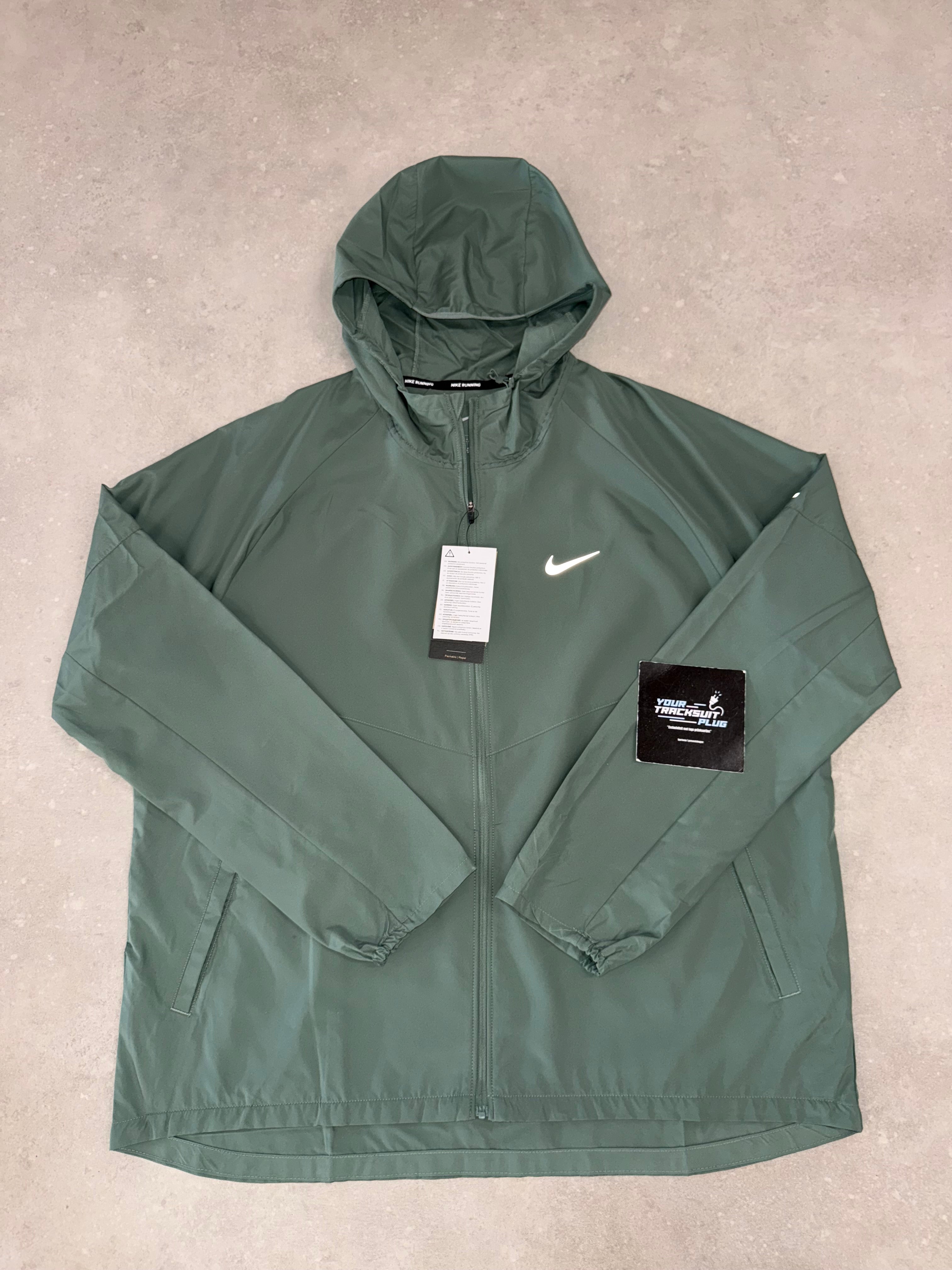 NIKE MILER BLACK & GREEN TRACKSUIT