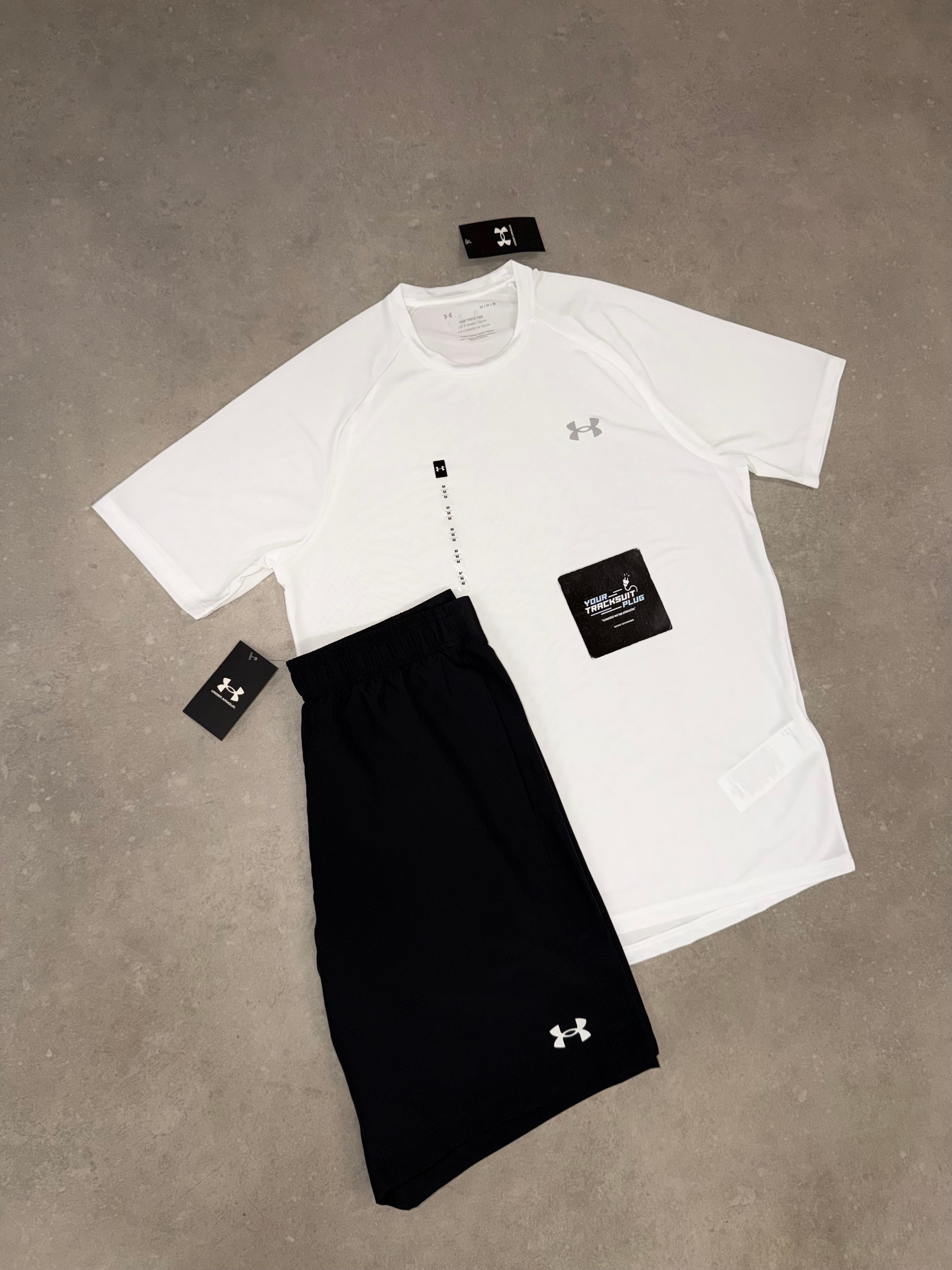 UNDER ARMOUR WHITE & BLACK // SUMMER SET