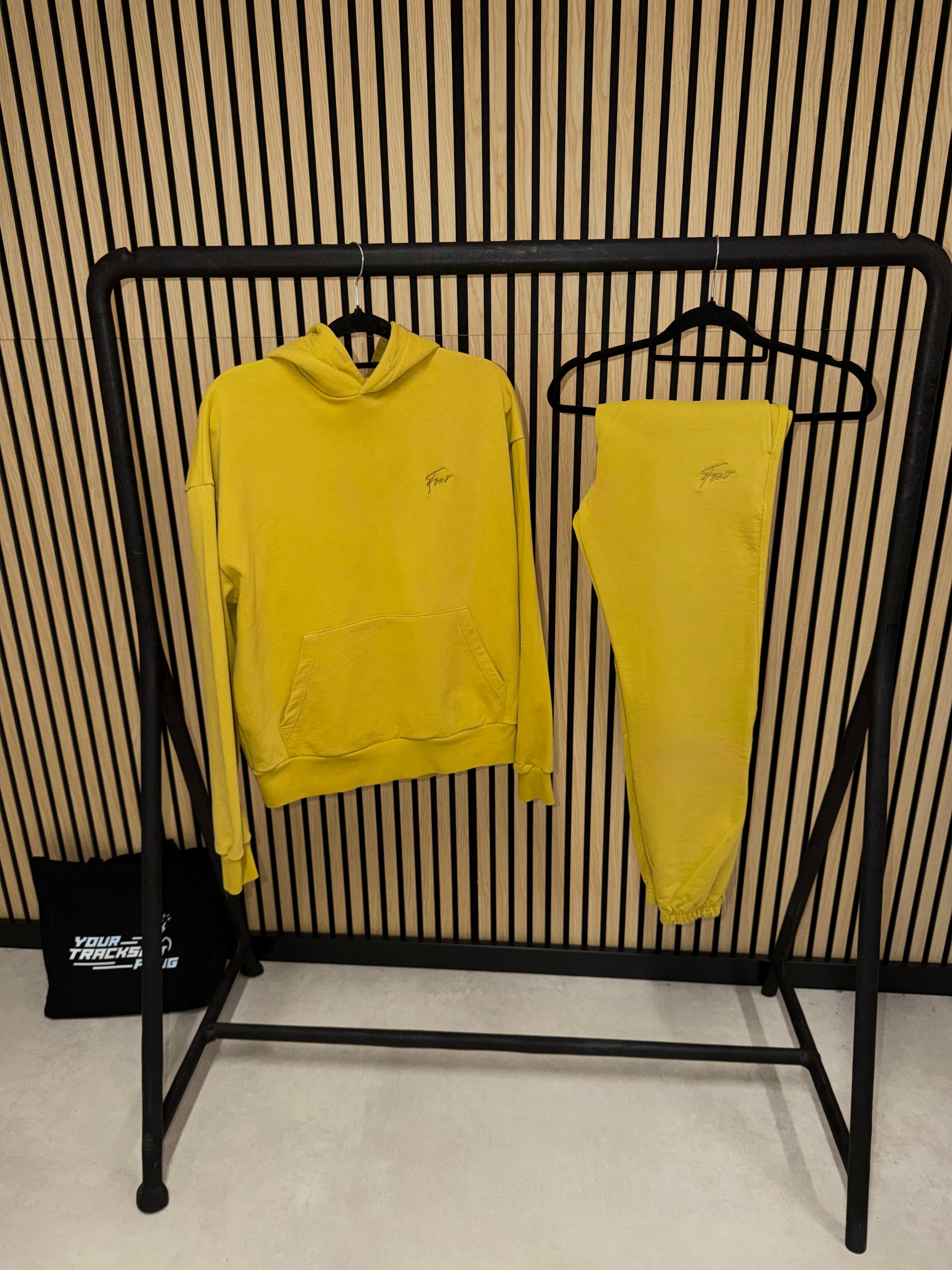 FOUR TRACKSUIT OVERSIZED // LIMITED EDITION