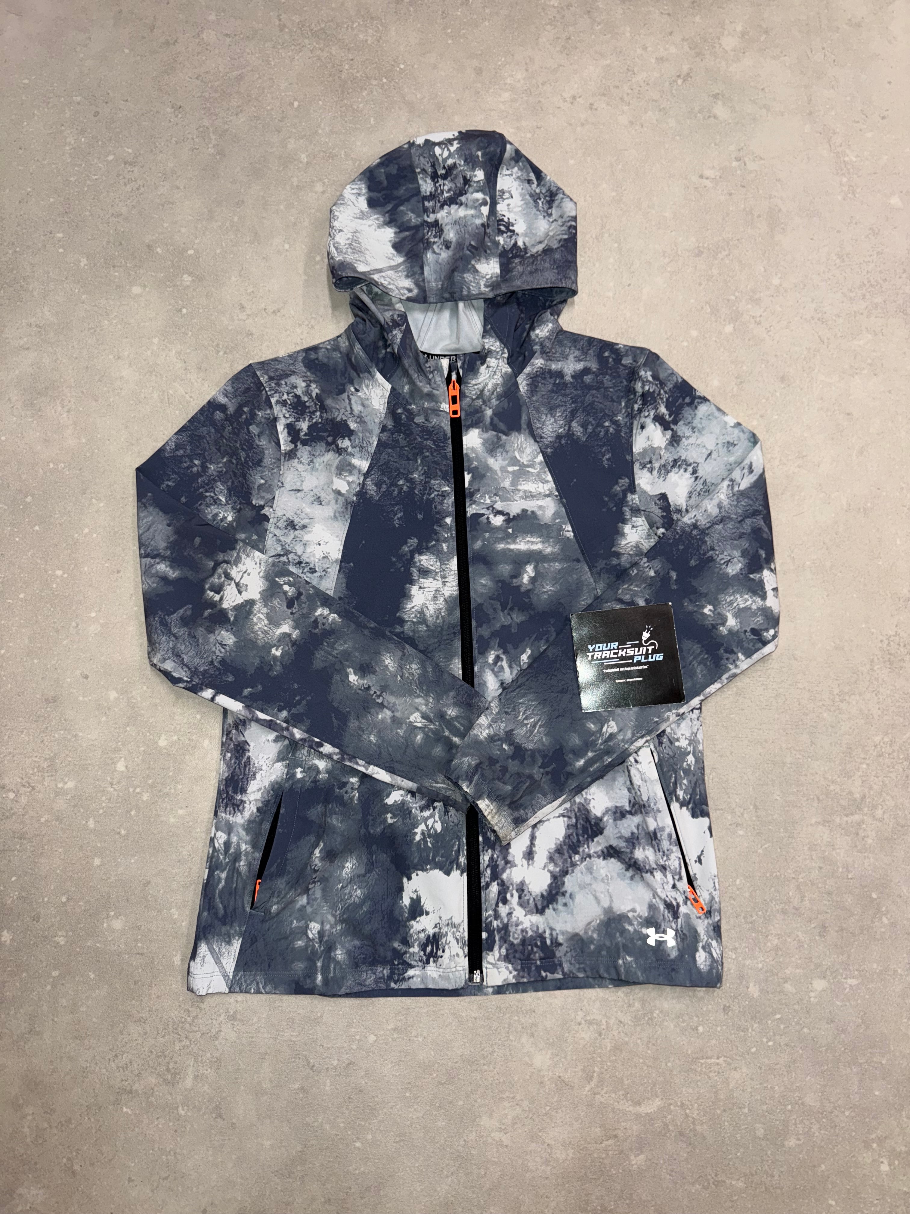 UNDER ARMOUR TRACKSUIT // VERY EXCLUSIVE