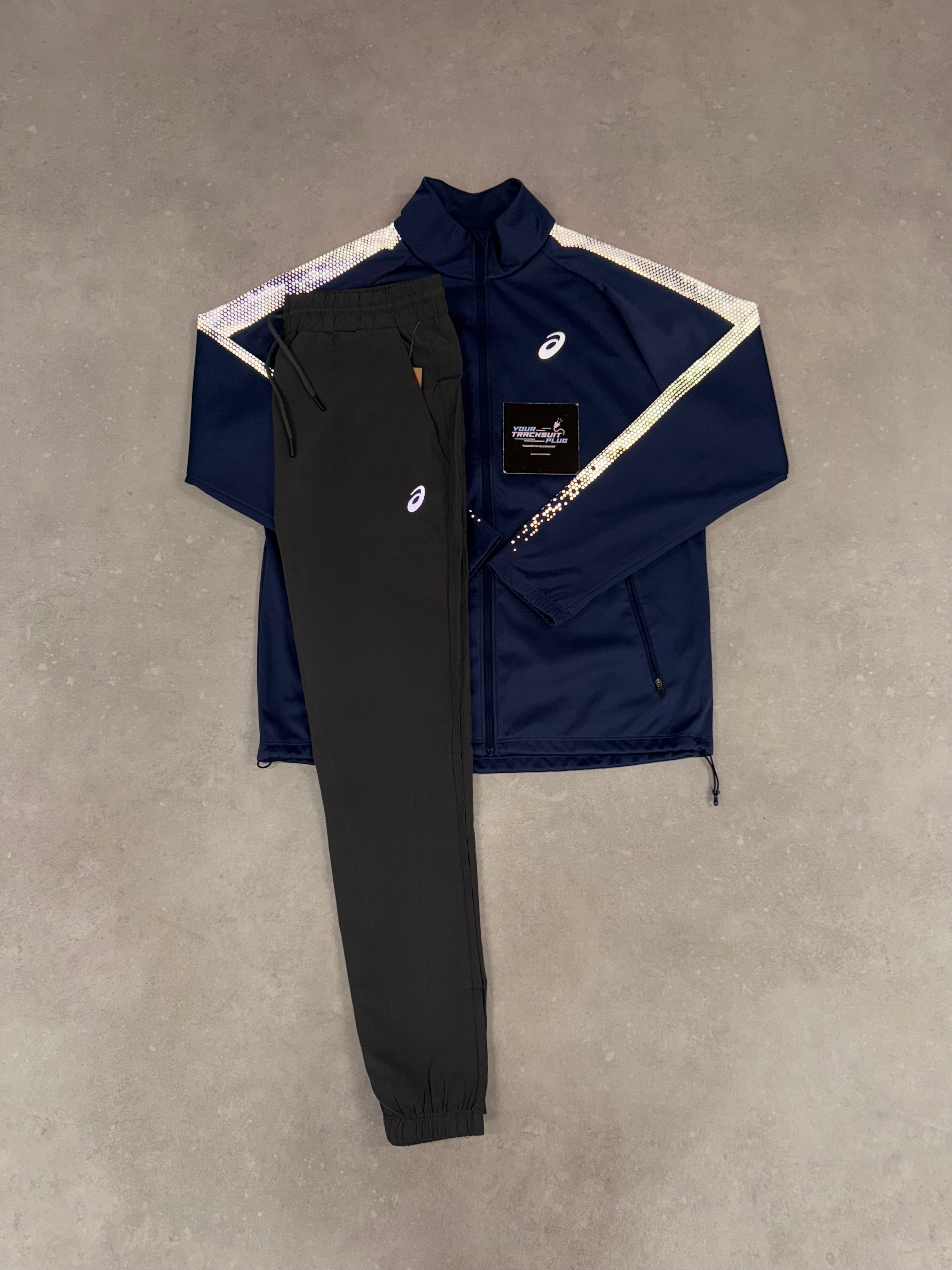 ASICS SOFT-SHELL BLUE & GREY // VERY EXCLUSIVE