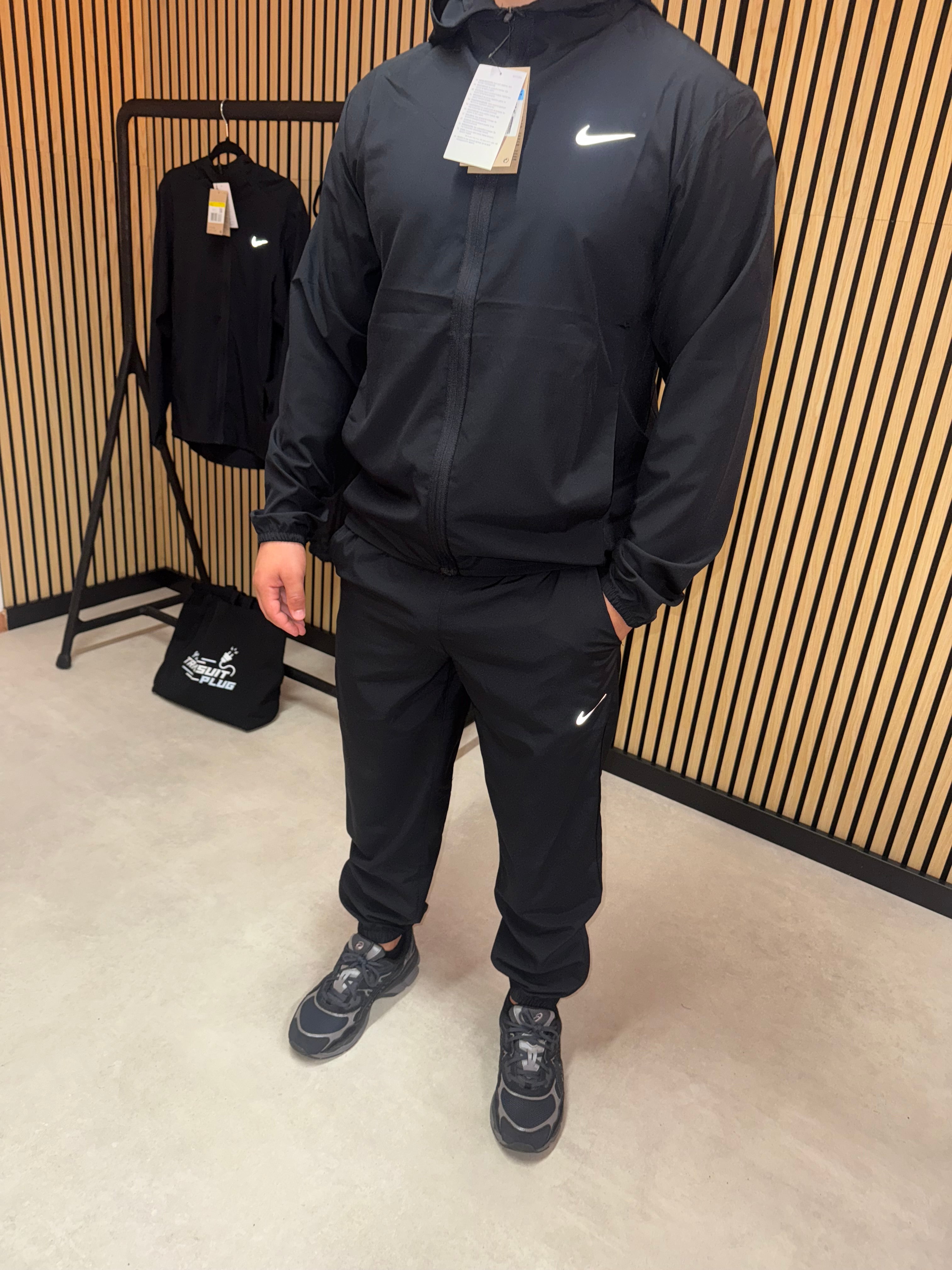 NIKE MILER TRACKSUIT BLACK