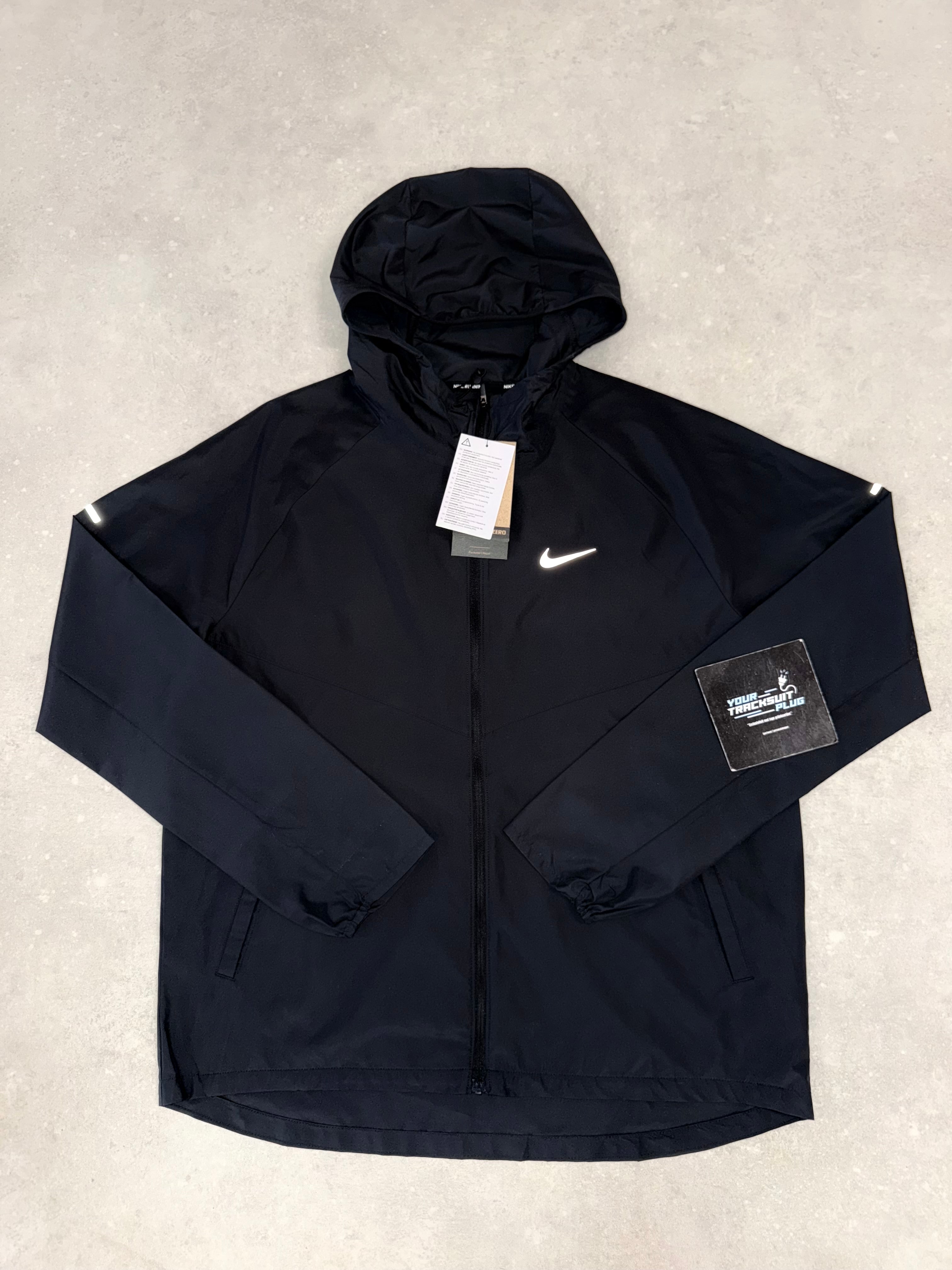 NIKE MILER BLACK EDITION