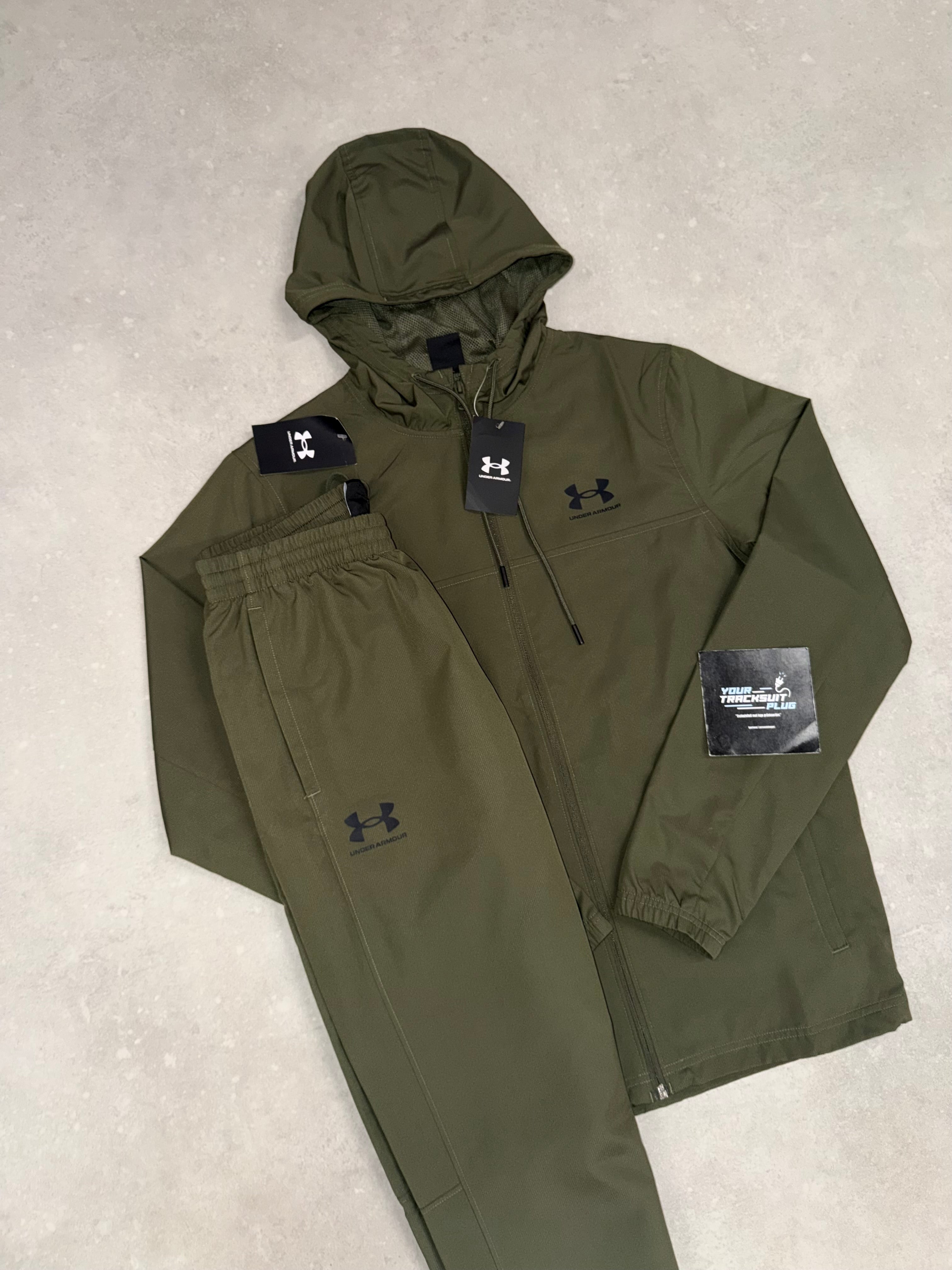 UNDER ARMOUR TRACKSUIT