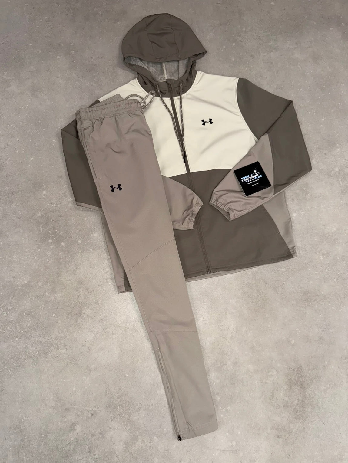 UNDER ARMOUR TRACKSUIT // VERY EXCLUSIVE