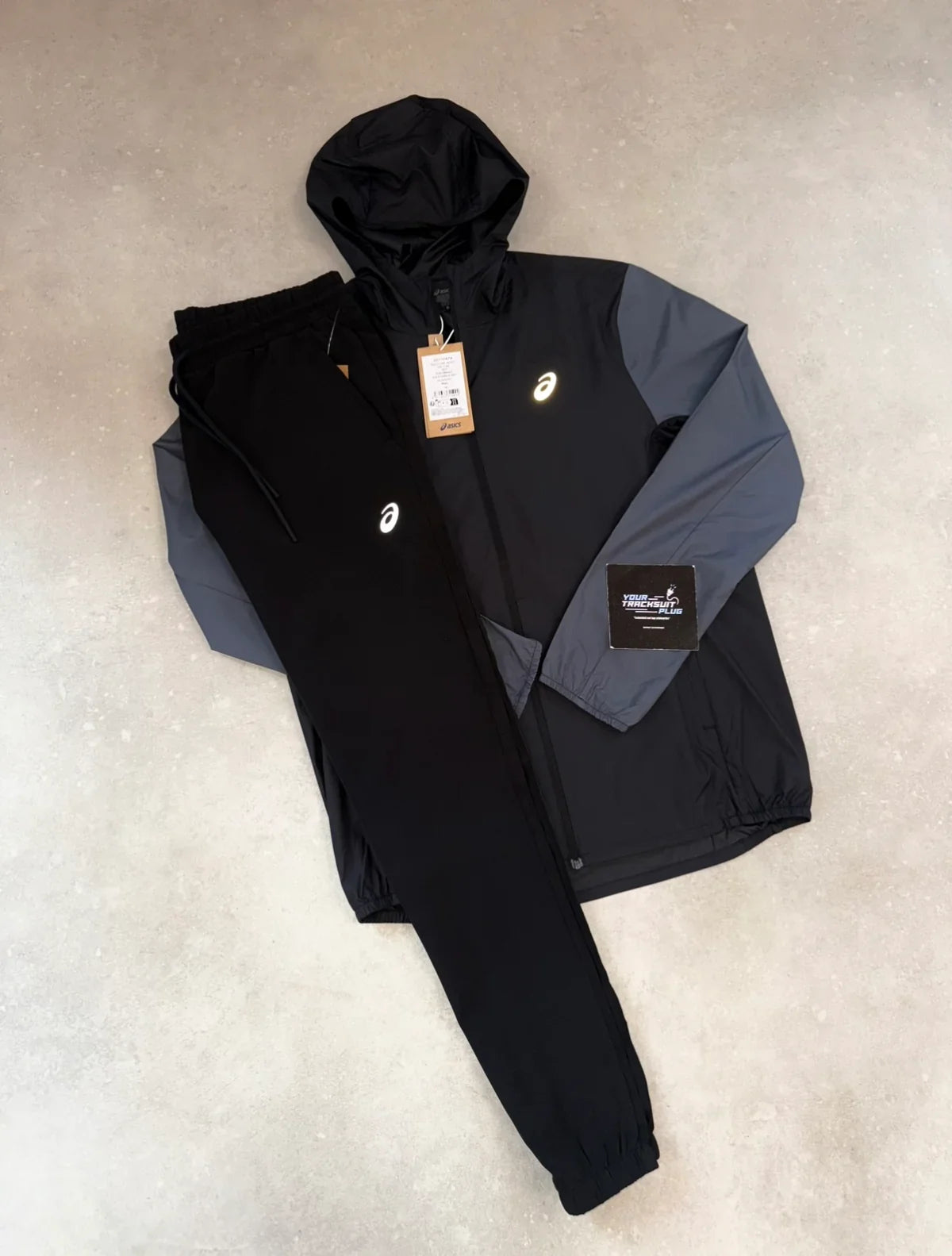 ASICS TRACKSUIT BLACK & GREY // THE LATEST