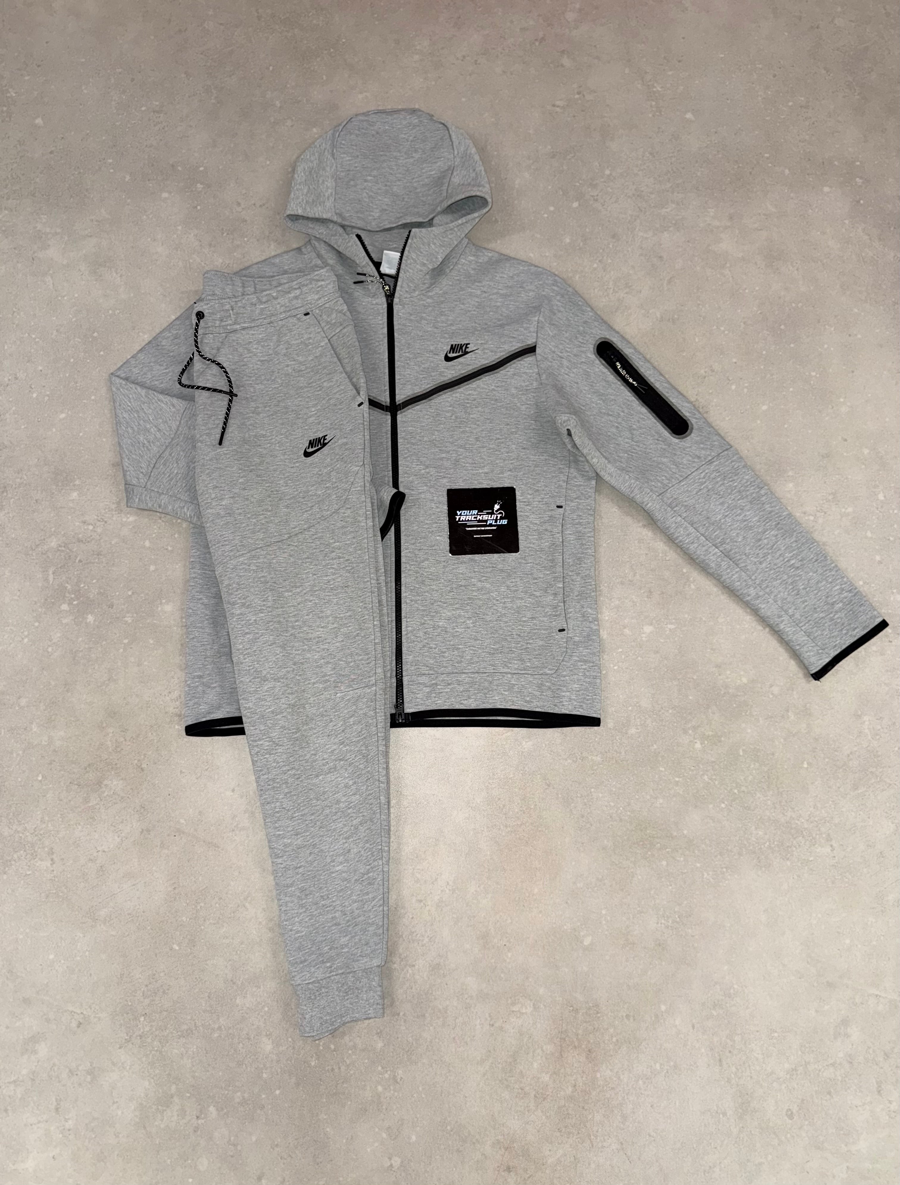 NIKE TECH FLEECE GREY OLD SEASON // LIMITED