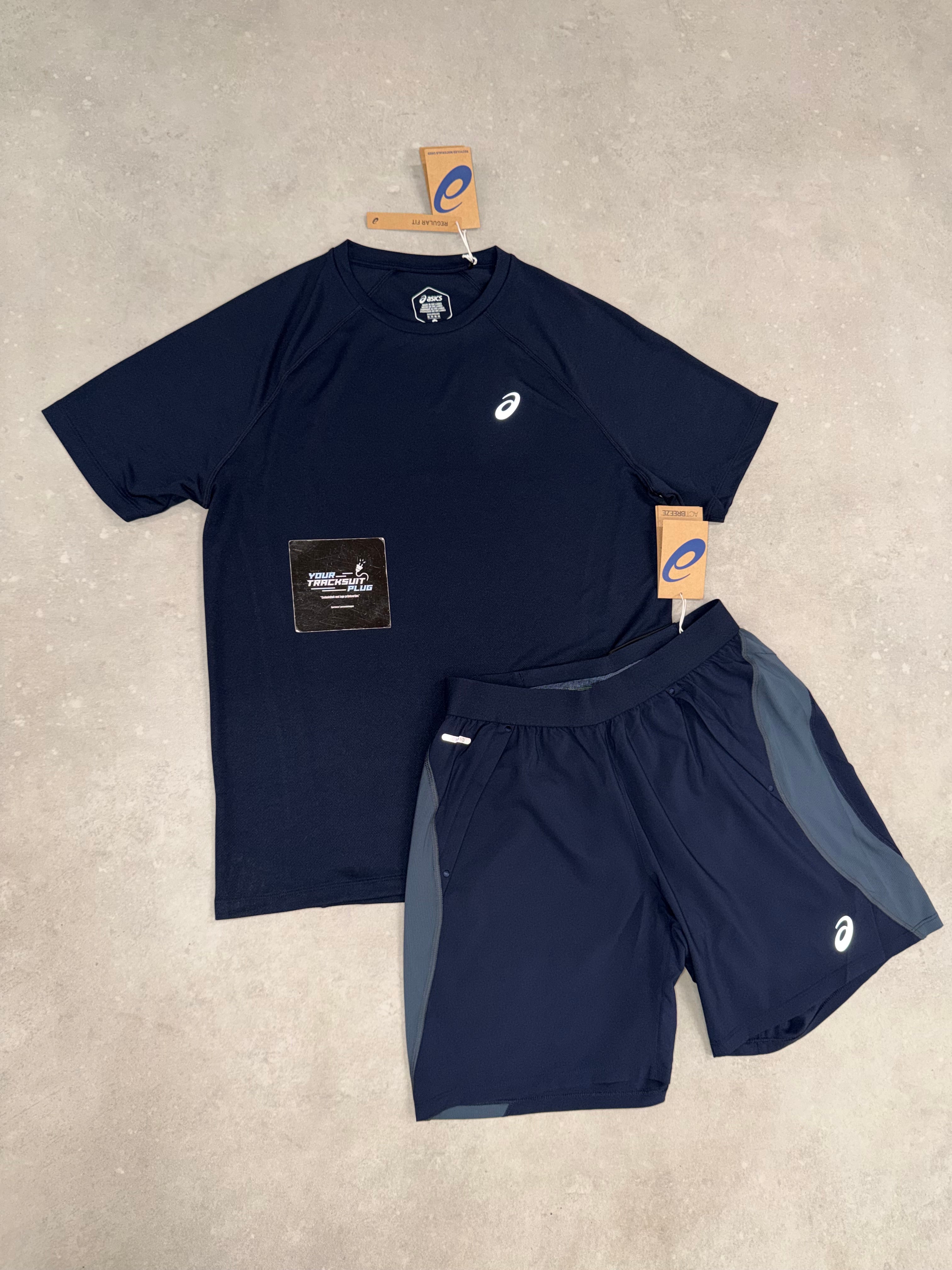 ASICS NAVY BLUE SET // THE LATEST