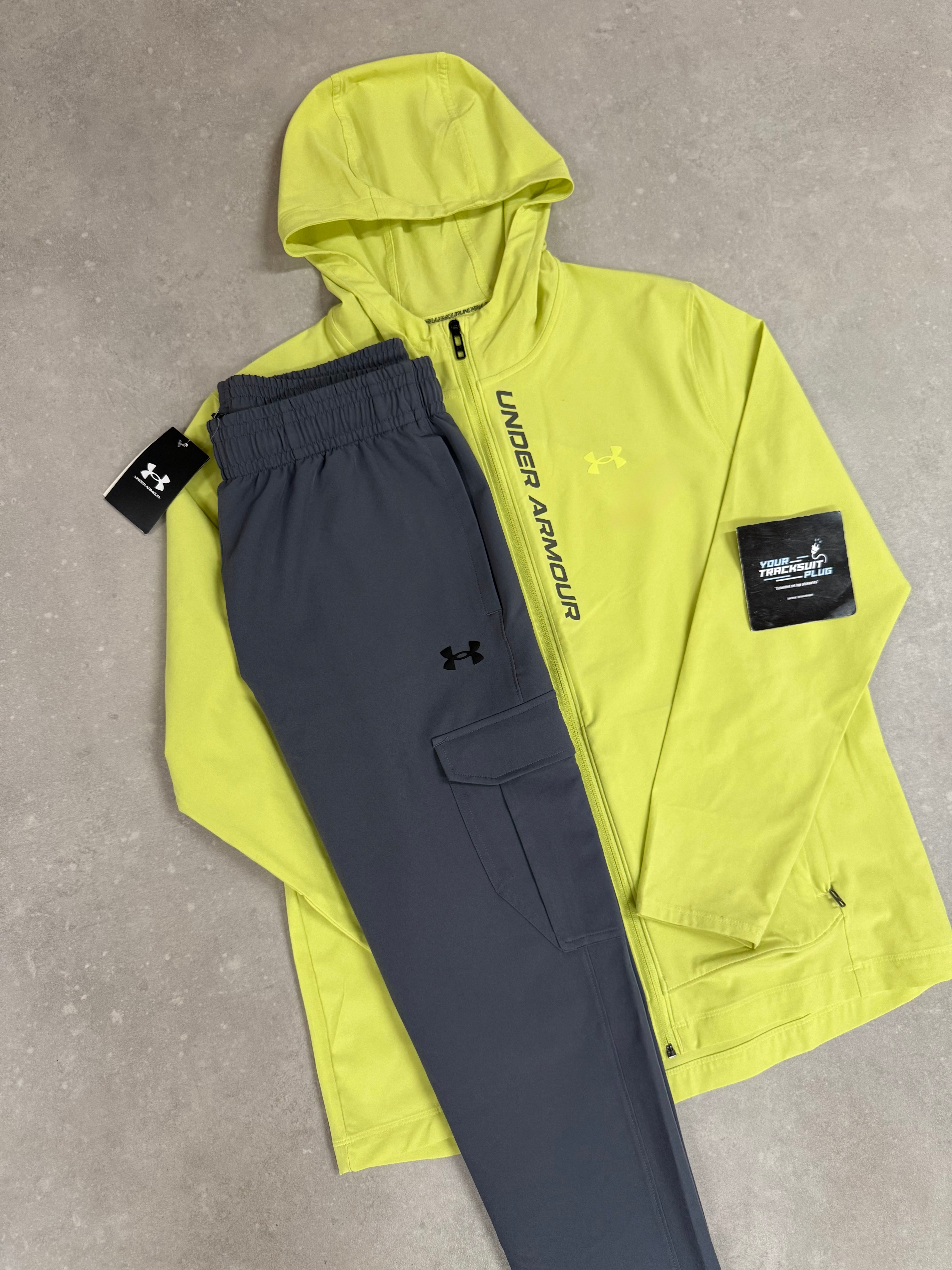 UNDER ARMOUR TRACKSUIT // LIMITED EDITION