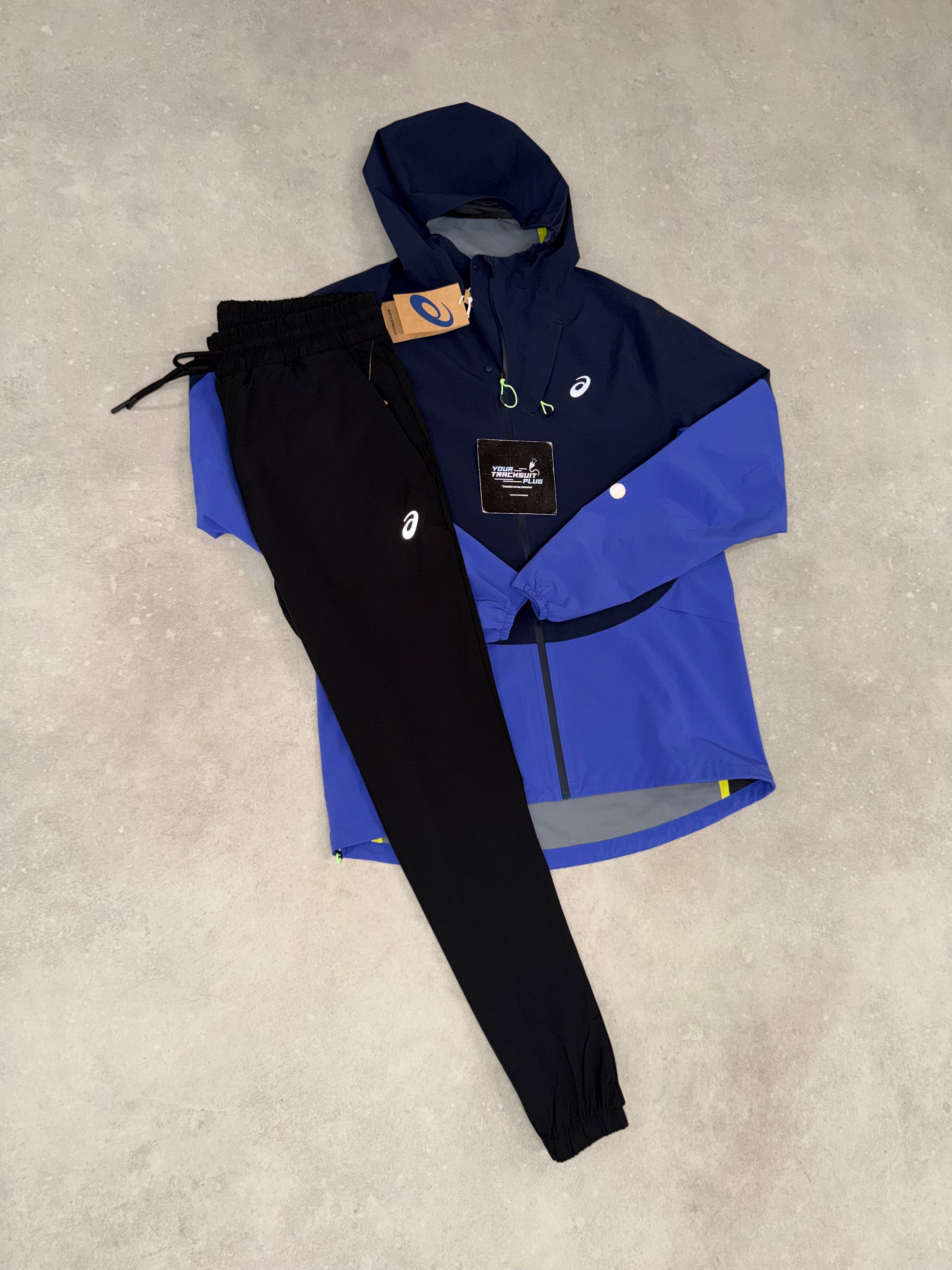 ASICS SOFT-SHELL TRACKSUIT // THE LATEST