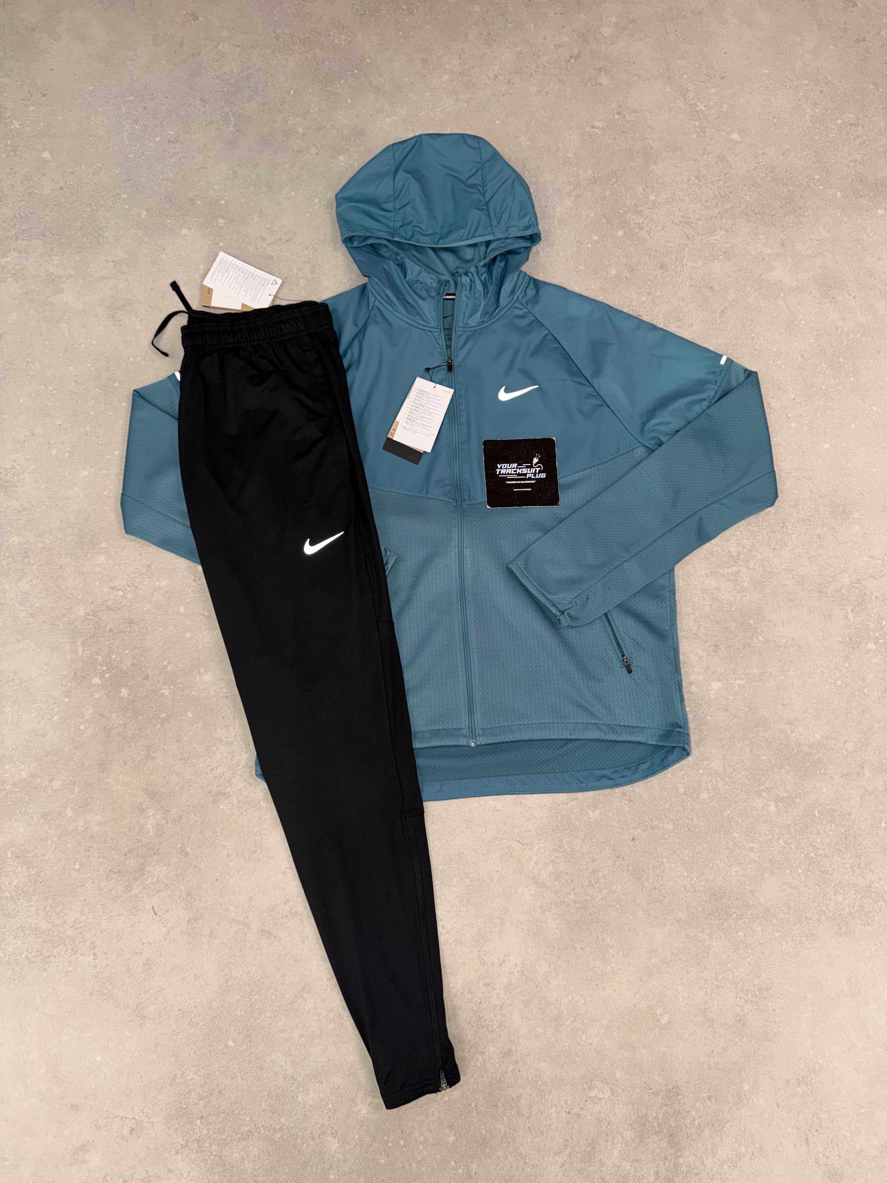 NIKE TRACKSUIT // LIMITED EDITION